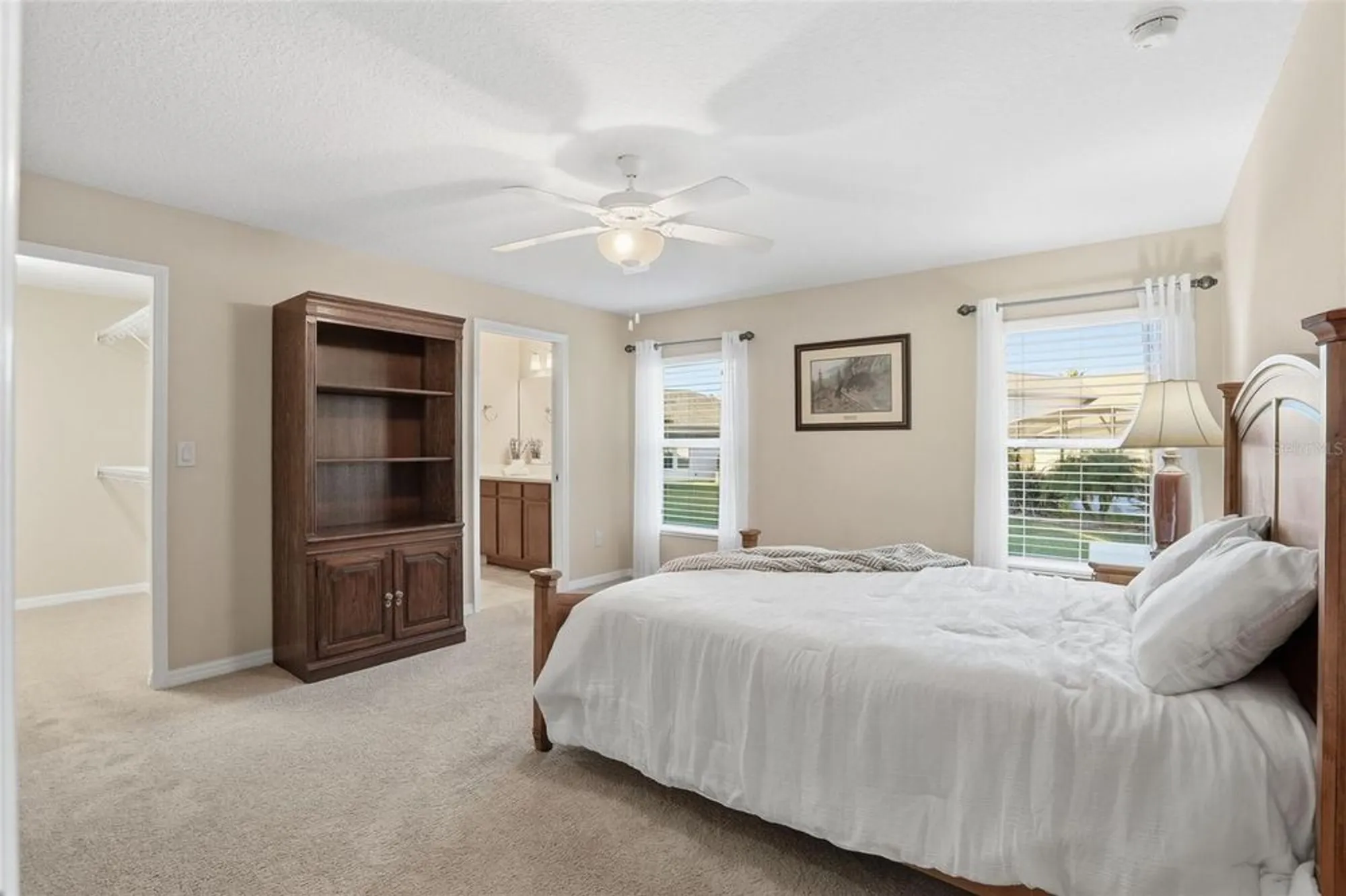 Property Slideshow image 14 of 64 | 27046 roanoke dr, Leesburg, FL, 34748