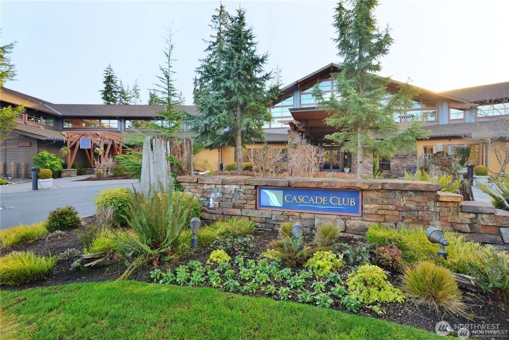 Property Slideshow image 38 of 40 | 12832 231st pl, Redmond, WA, 98053