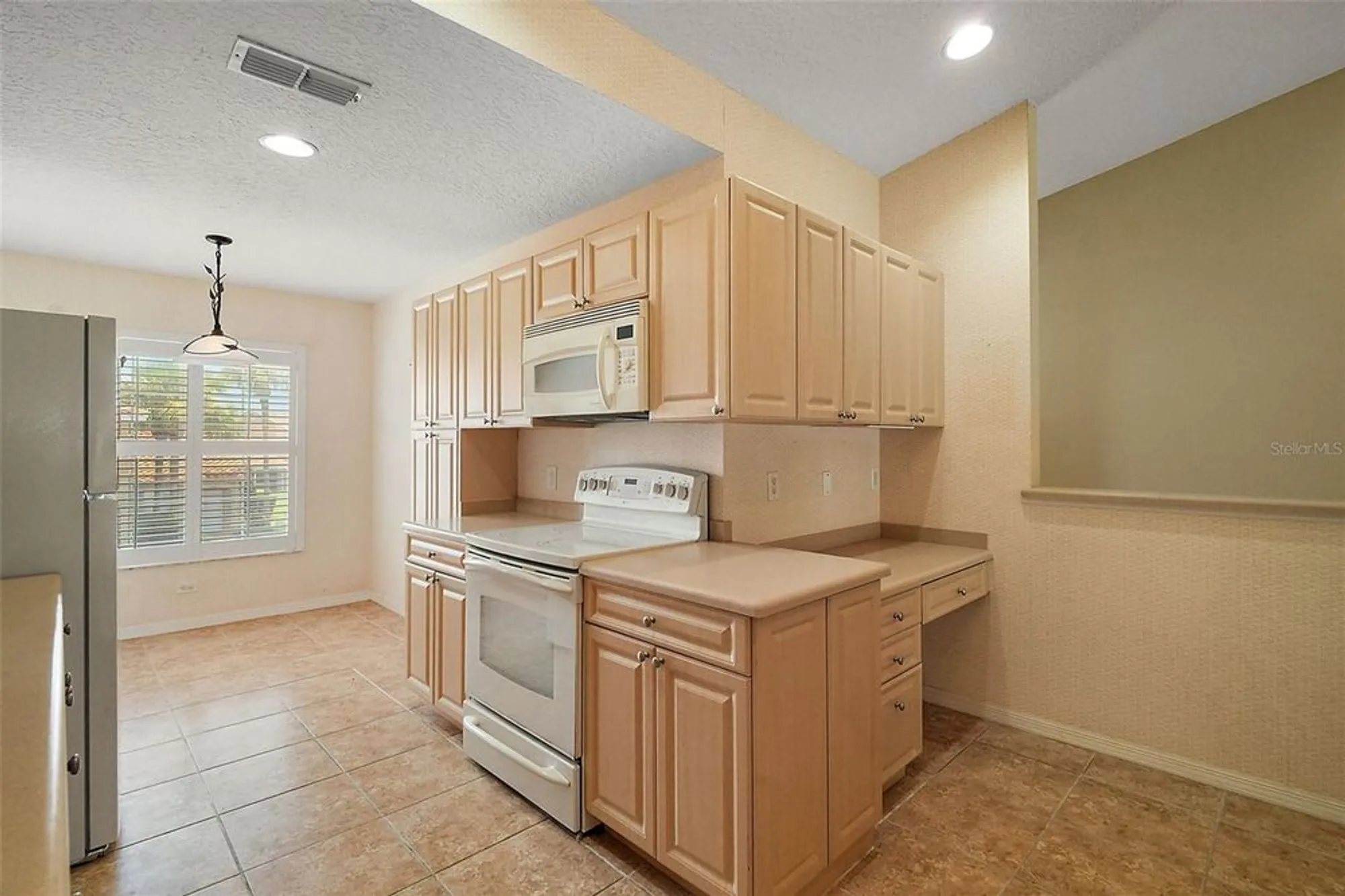Property Slideshow image 15 of 33 | 5368 compass pt # 202, Oxford, FL, 34484