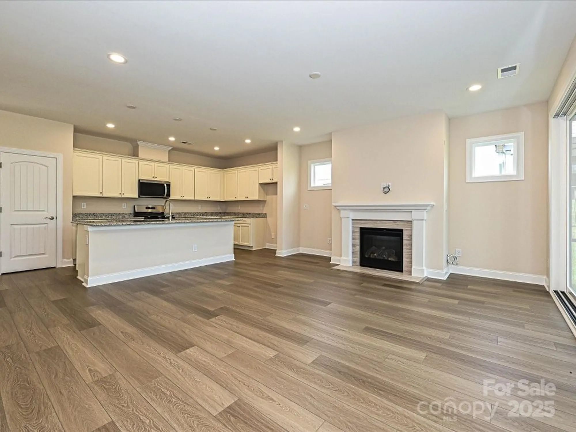 Property Slideshow image 17 of 45 | 118 stowaway dr 1219, Denver, NC, 28037