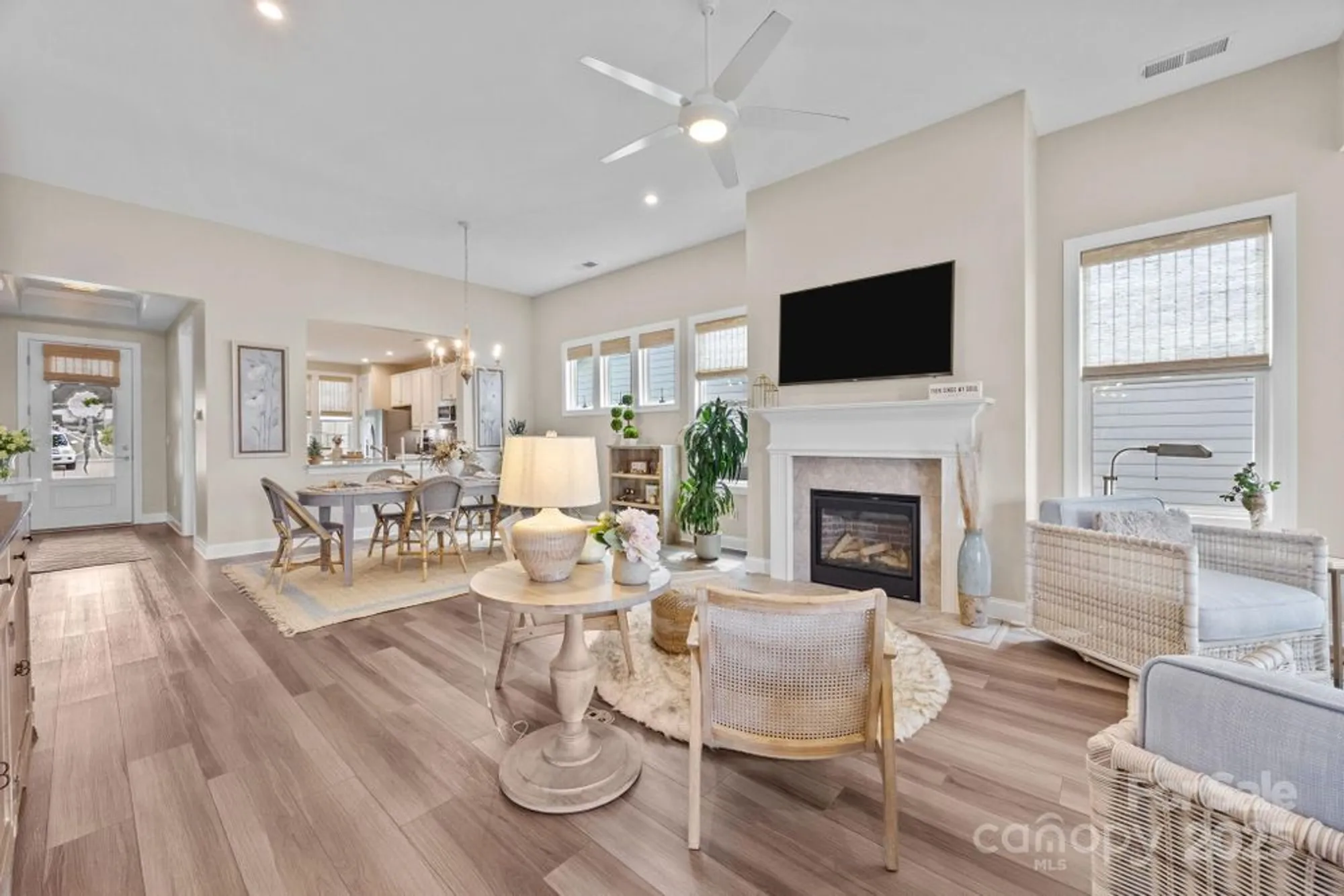 Property Slideshow image 6 of 25 | 6025 blissful dr, Charlotte, NC, 28215