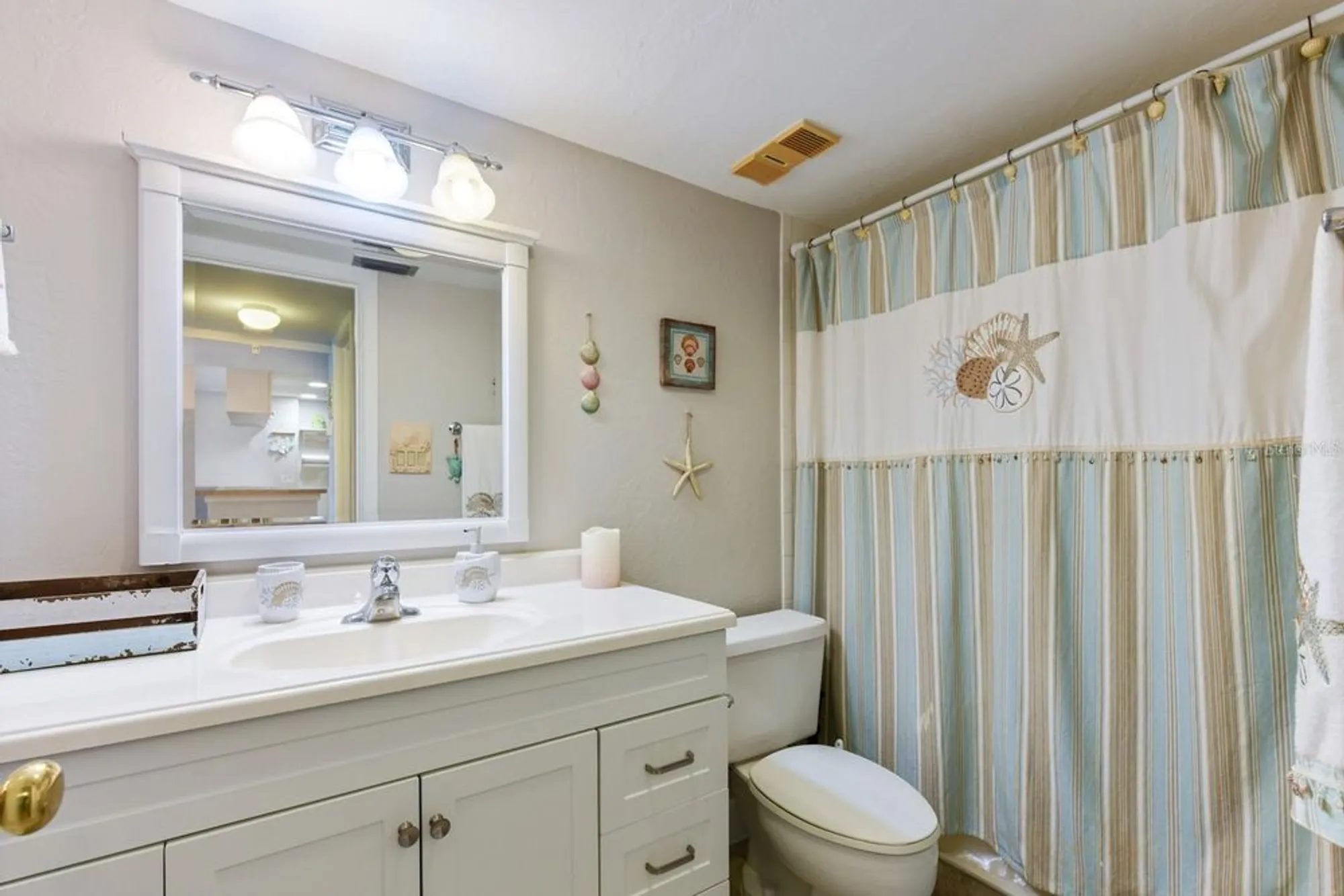 Property Slideshow image 15 of 33 | 3170 matecumbe key rd 112, Punta Gorda, FL, 33955