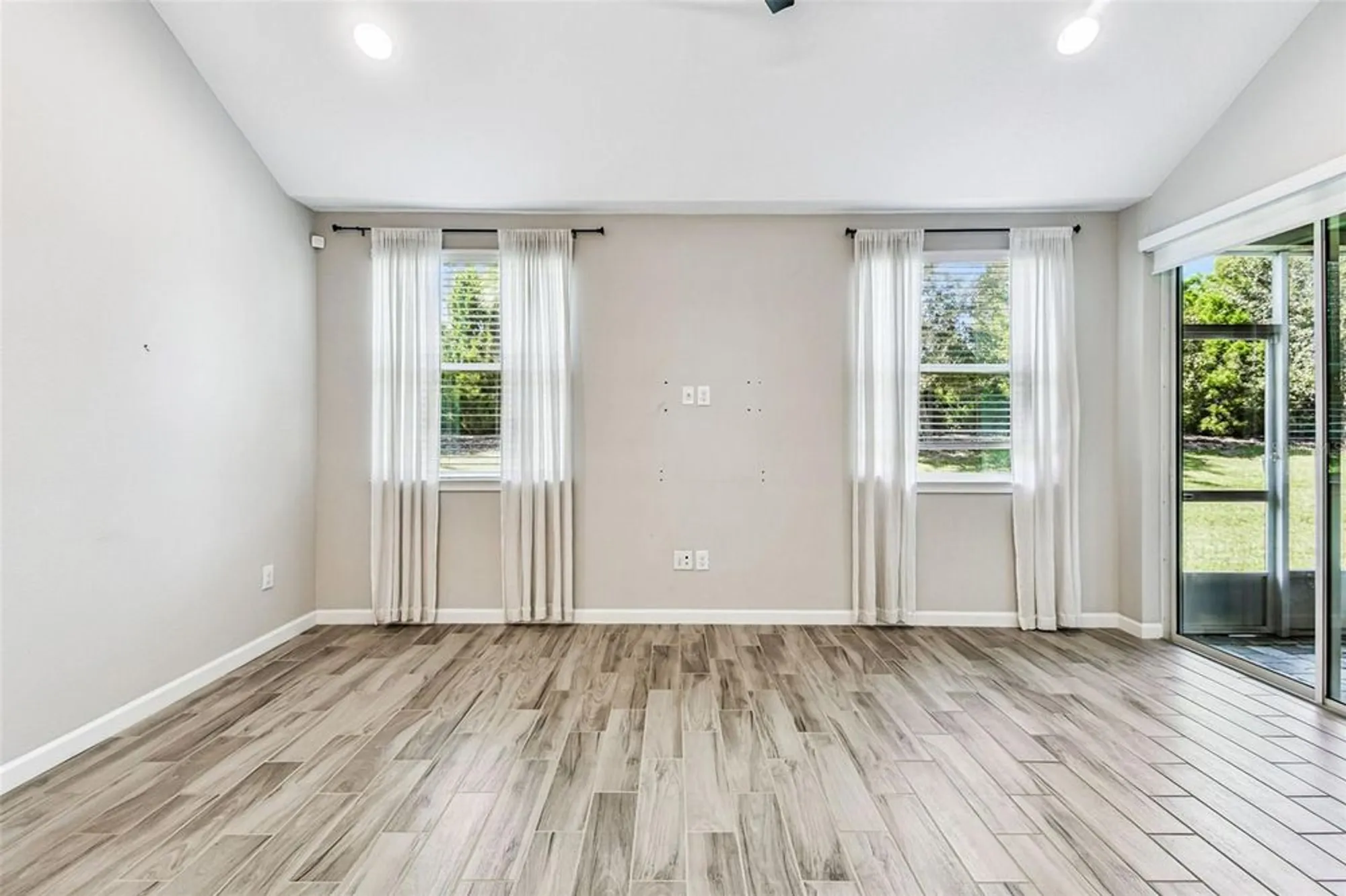 Property Slideshow image 48 of 96 | 5212 blossom cv, Bradenton, FL, 34211