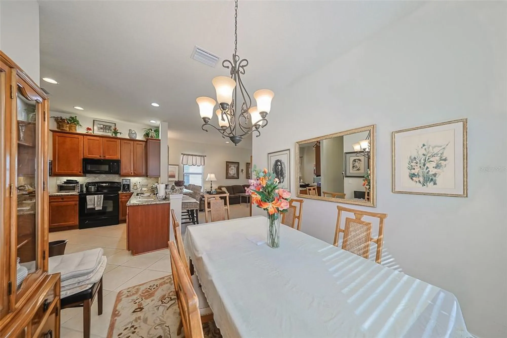 Property Slideshow image 32 of 67 | 15948 cobble mill dr, Wimauma, FL, 33598