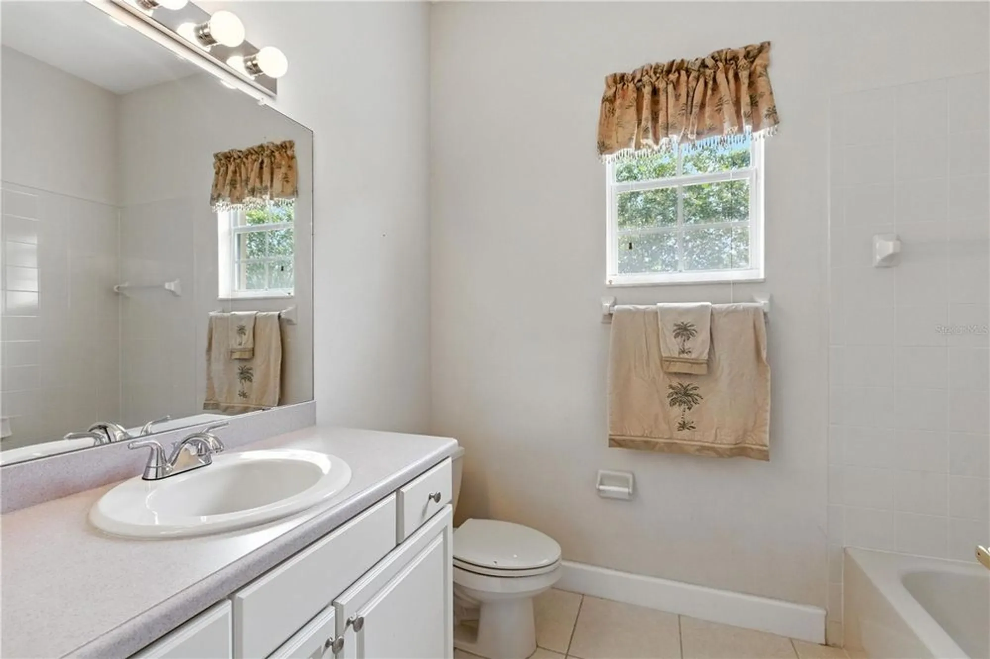 Property Slideshow image 29 of 57 | 457 golf vista cir, Davenport, FL, 33837