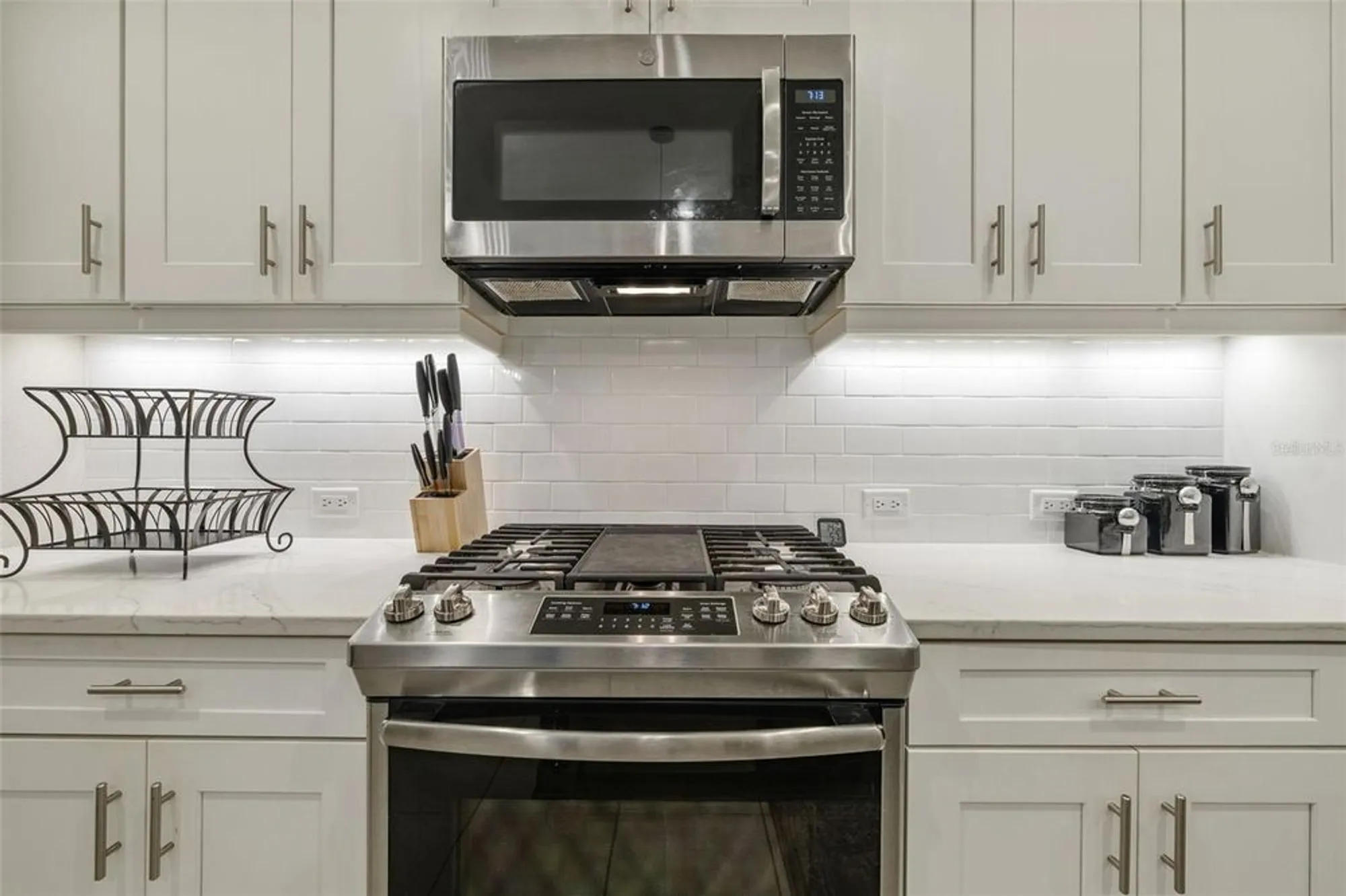 Property Slideshow image 14 of 54 | 3102 sky blue cv, Bradenton, FL, 34211