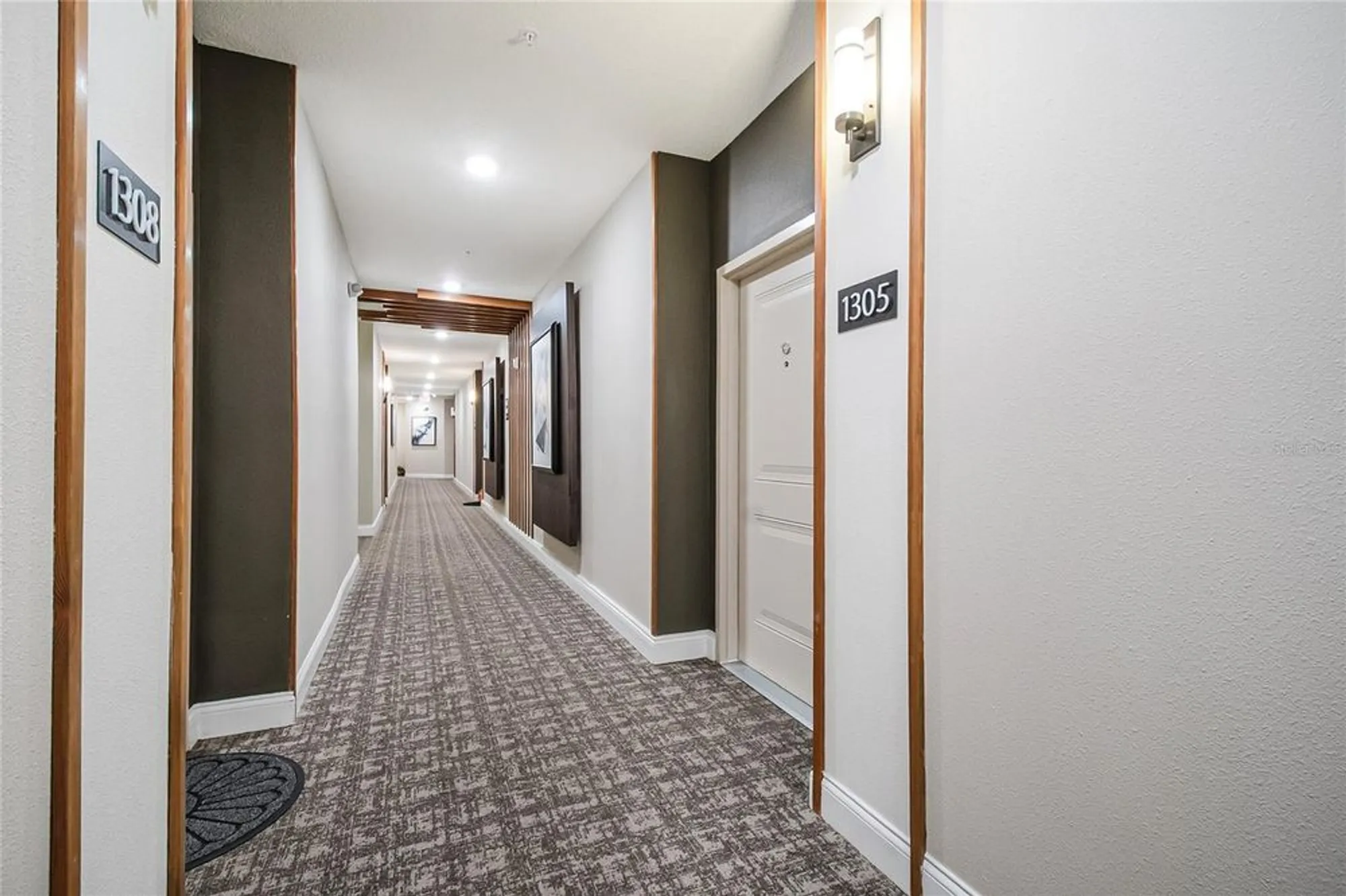 Property Slideshow image 7 of 55 | 7573 laureate blvd unit 1305, Orlando, FL, 32827