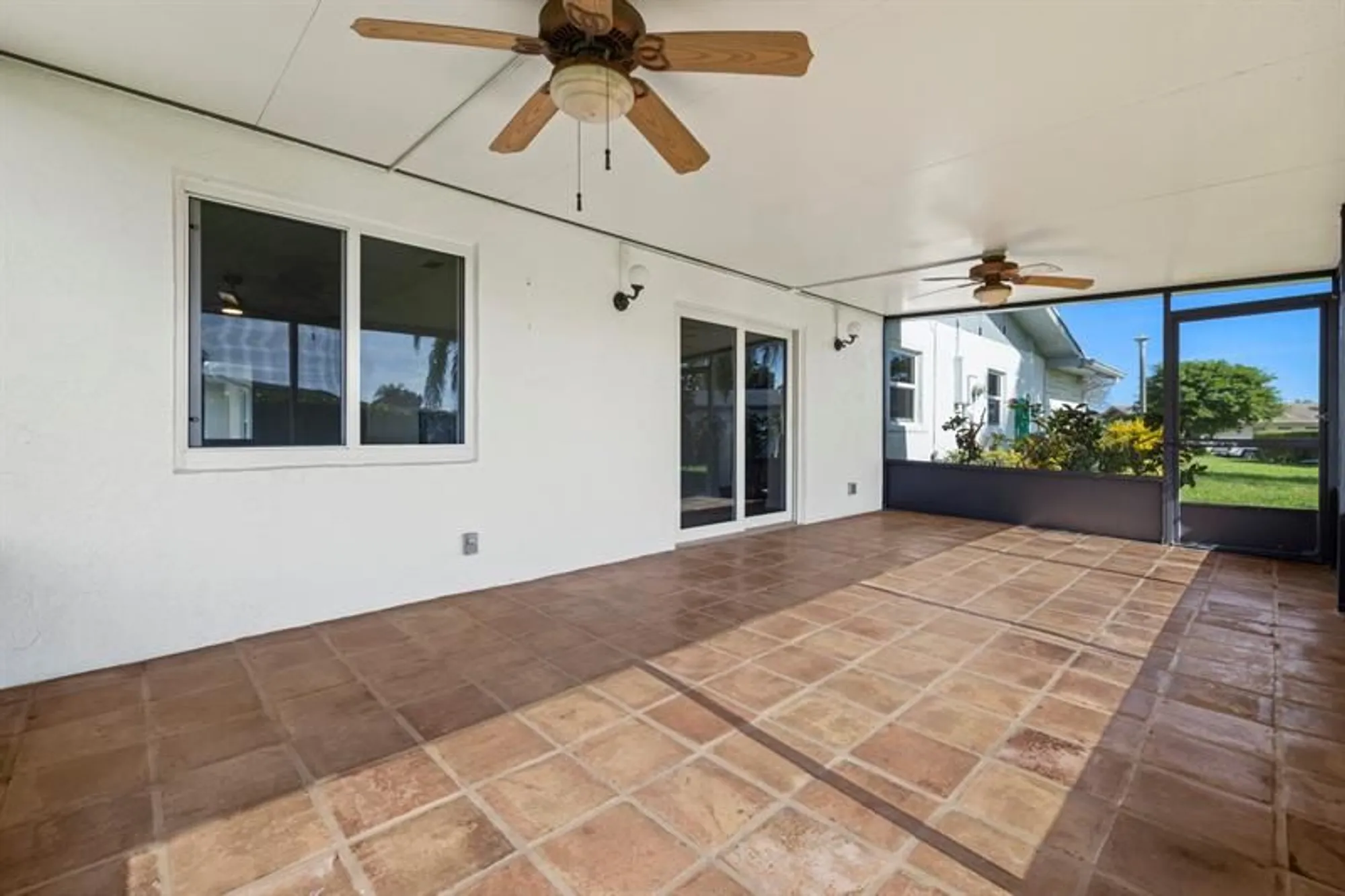 Property Slideshow image 21 of 41 | 6472 overland dr, Delray Beach, FL, 33484