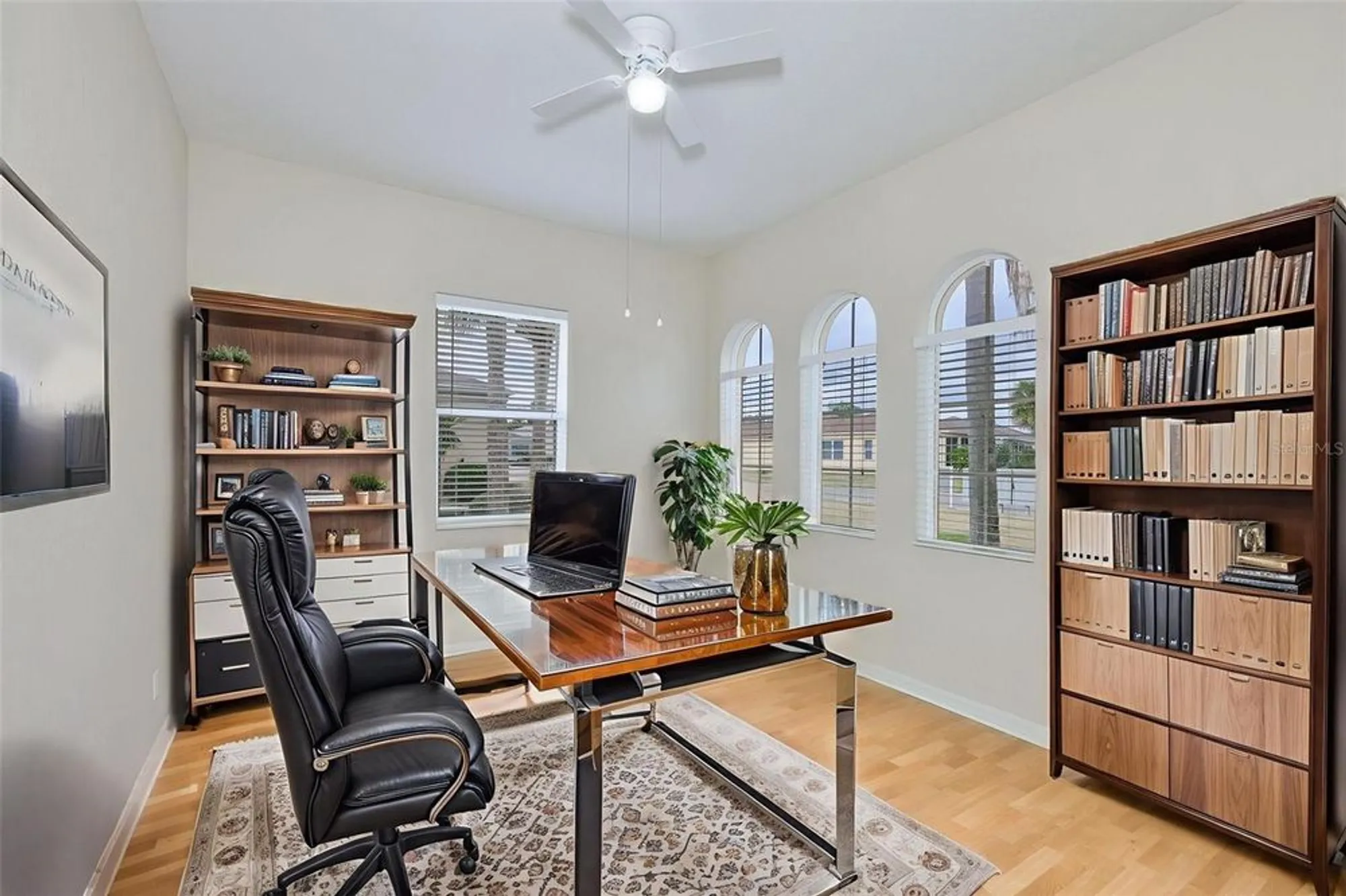 Property Slideshow image 15 of 40 | 840 king leon way, Sun City Center, FL, 33573