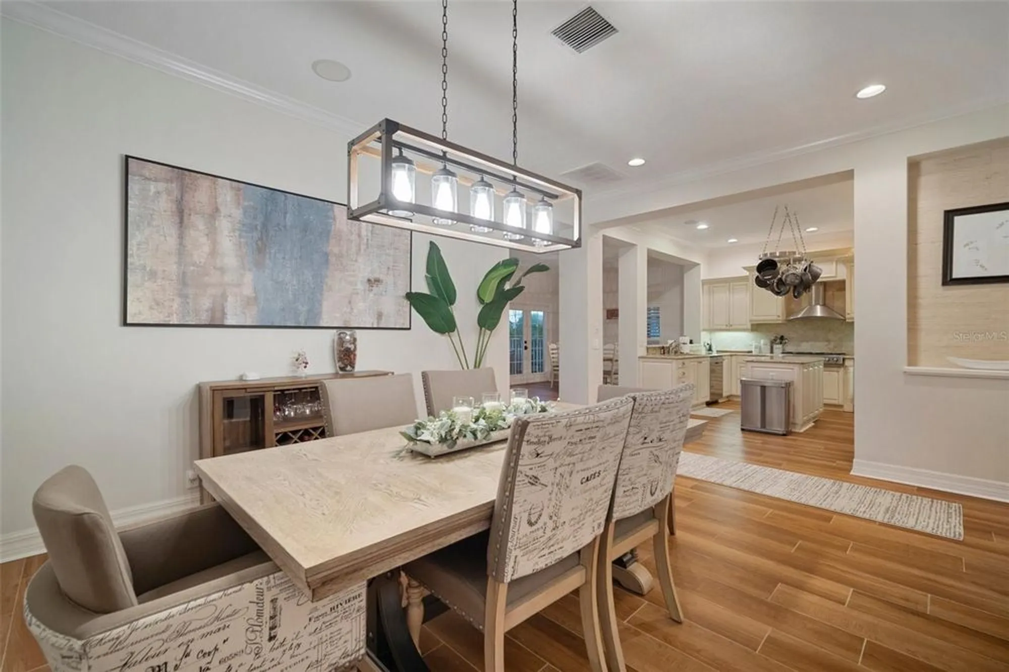 Property Slideshow image 18 of 94 | 825 islebay dr, Apollo Beach, FL, 33572