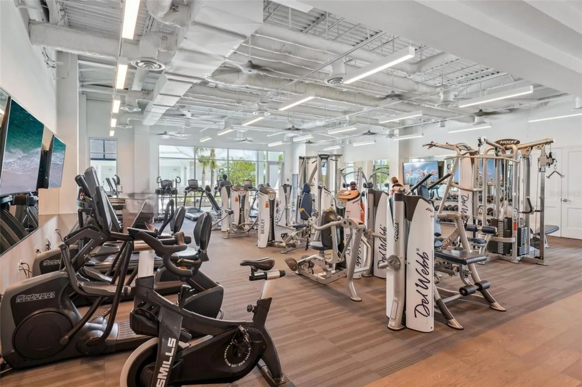 Property Slideshow image 73 of 98 | 19183 coastal shore ter, Land O Lakes, FL, 34638