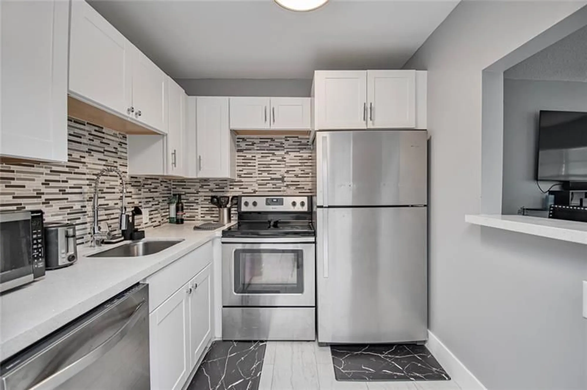 Property Slideshow image 10 of 16 | 436 fanshaw k # 436, Boca Raton, FL, 33434