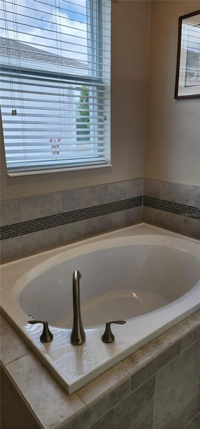 Property Slideshow image 26 of 34 | 3998 bedford ave, Winter Haven, FL, 33884