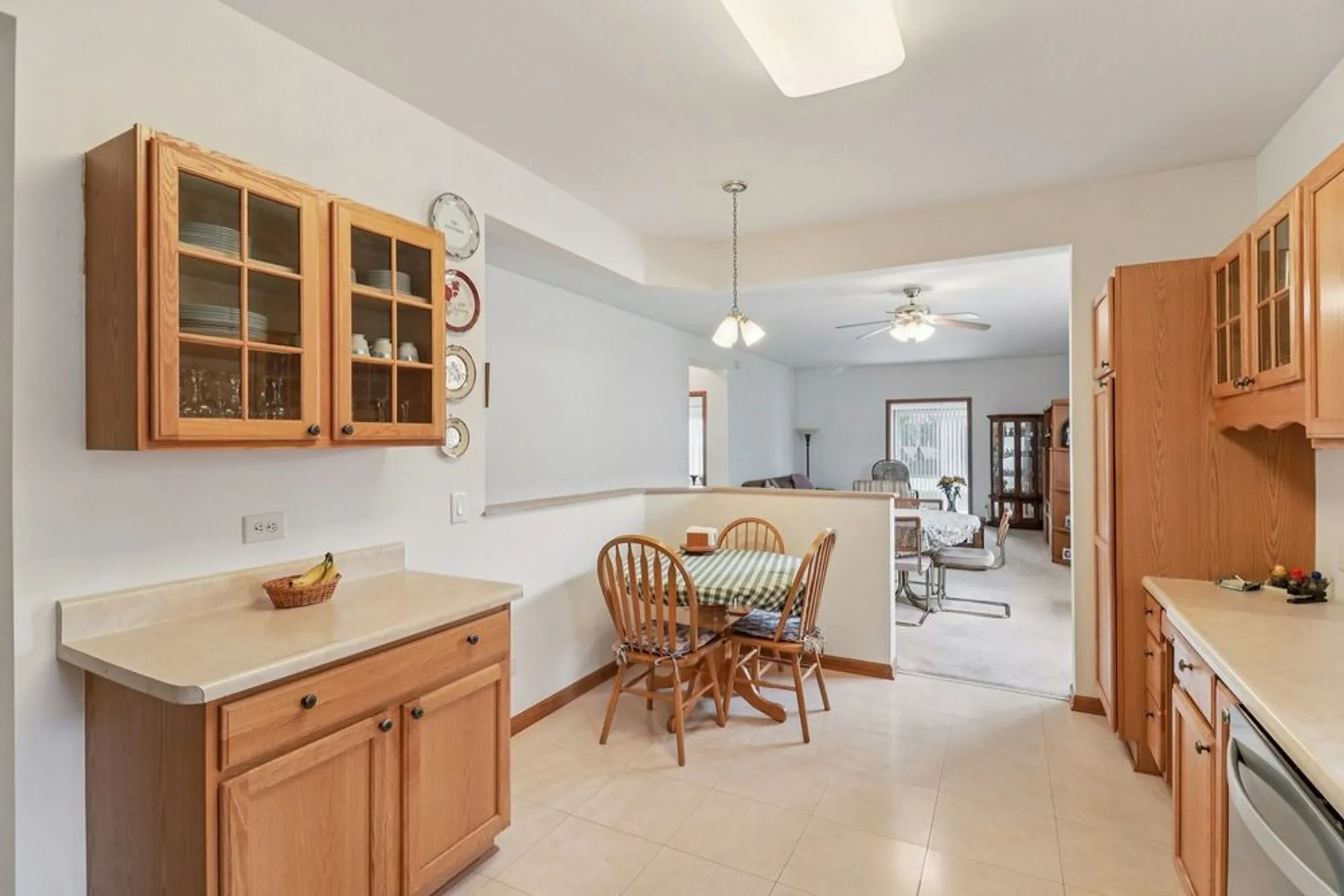 Property Slideshow image 13 of 33 | 3306 stakes ln, Grayslake, IL, 60030