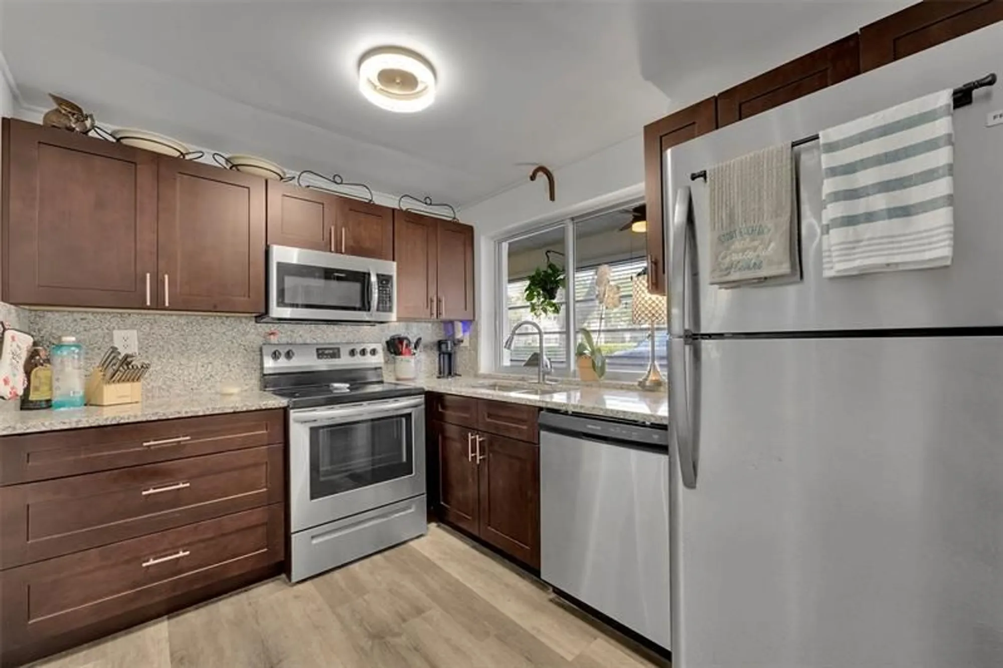 Property Slideshow image 9 of 55 | 9090 lime bay blvd apt 112, Tamarac, FL, 33321