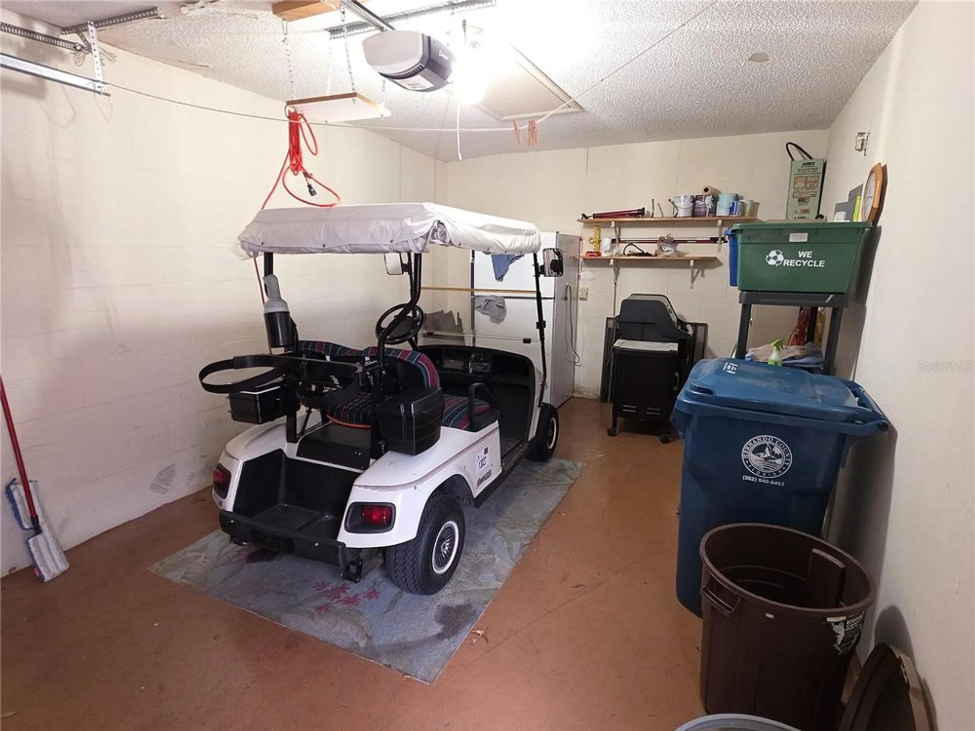 Property Slideshow image 24 of 35 | 6645 brambleleaf dr, Spring Hill, FL, 34606