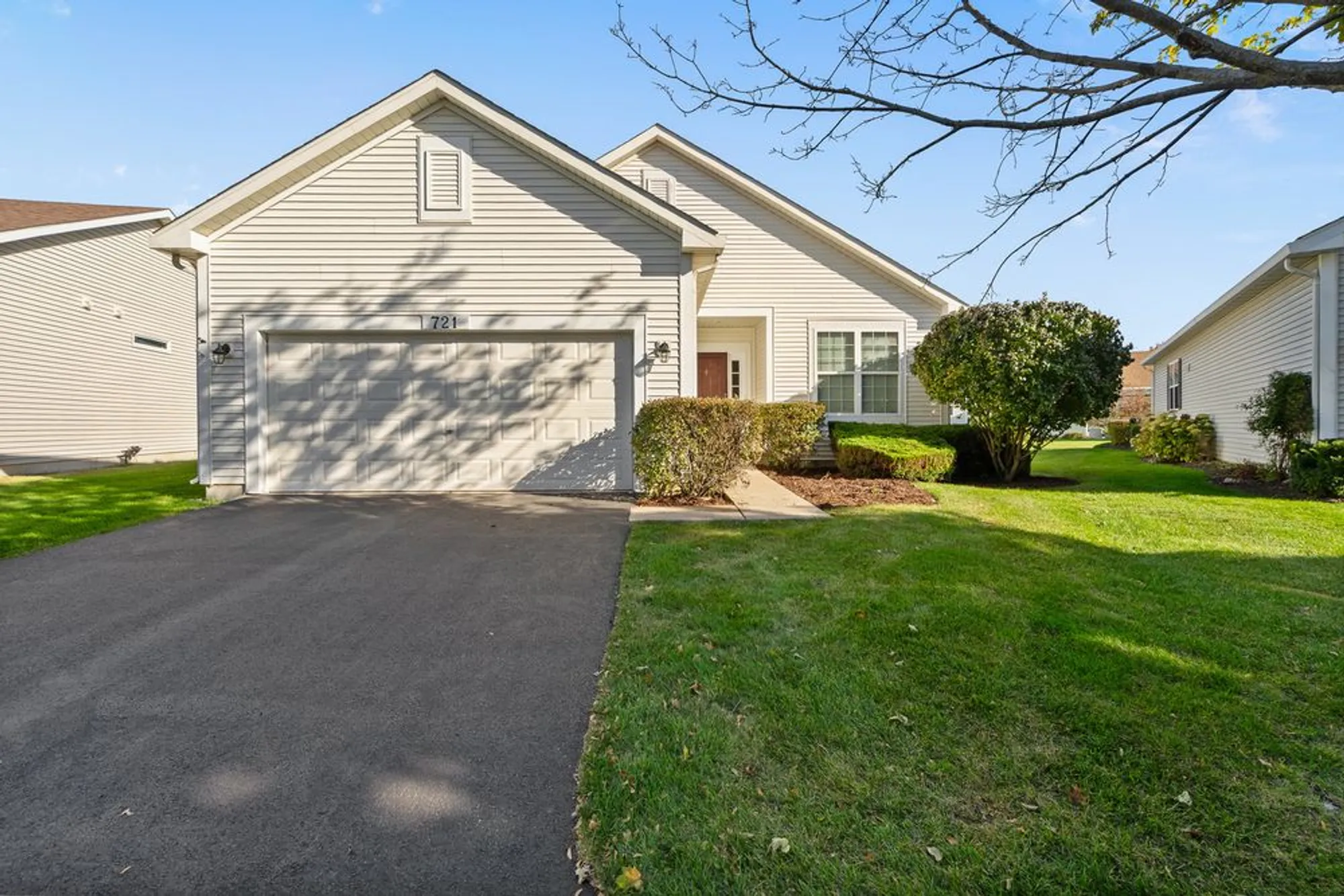 Property Slideshow image 33 of 34 | 721 s wellston ln, Romeoville, IL, 60446
