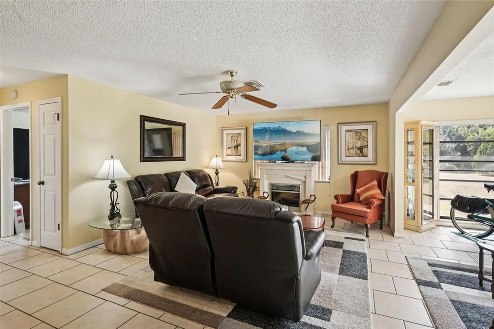 Property Slideshow image 5 of 55 | 1805 new bedford dr, Sun City Center, FL, 33573