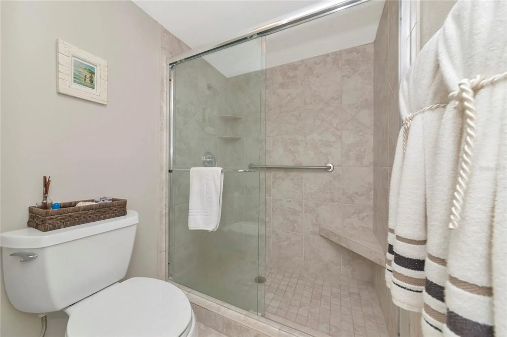 Property Slideshow image 37 of 52 | 1145 edgewater cir # 1145, Bradenton, FL, 34209
