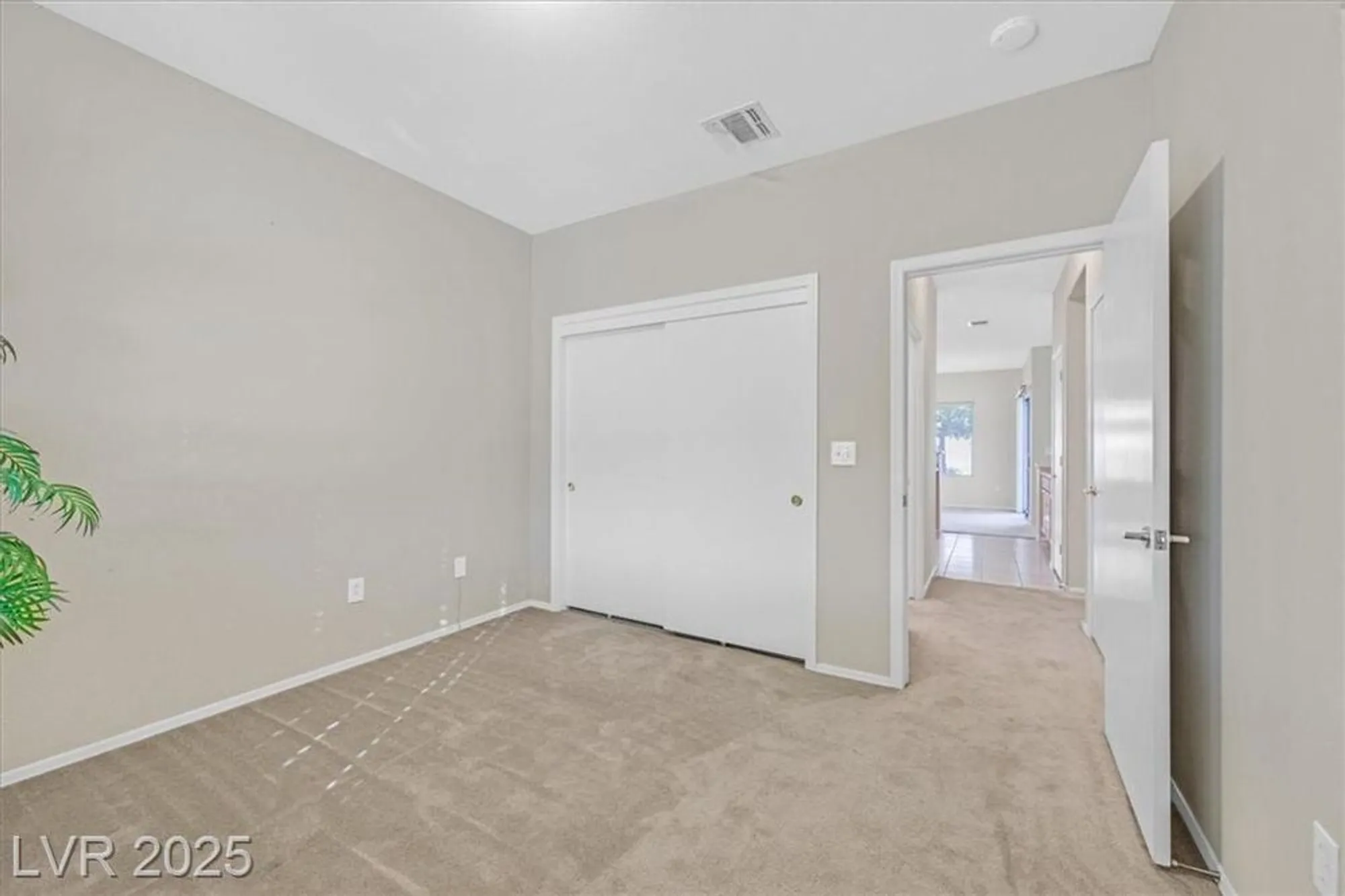 Property Slideshow image 20 of 37 | 2026 wildwood lake st, Henderson, NV, 89052