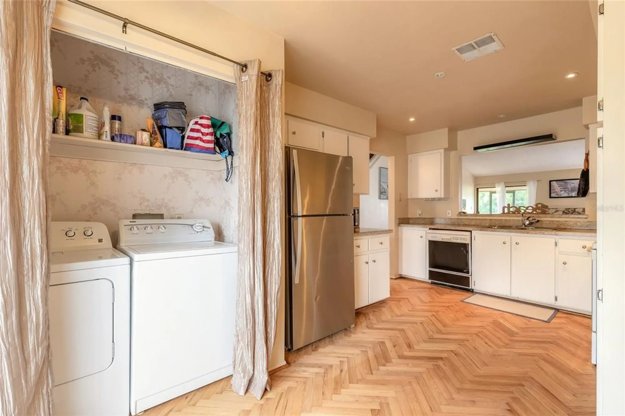 Property Slideshow image 23 of 43 | 221 surf scooter dr, Daytona Beach, FL, 32119