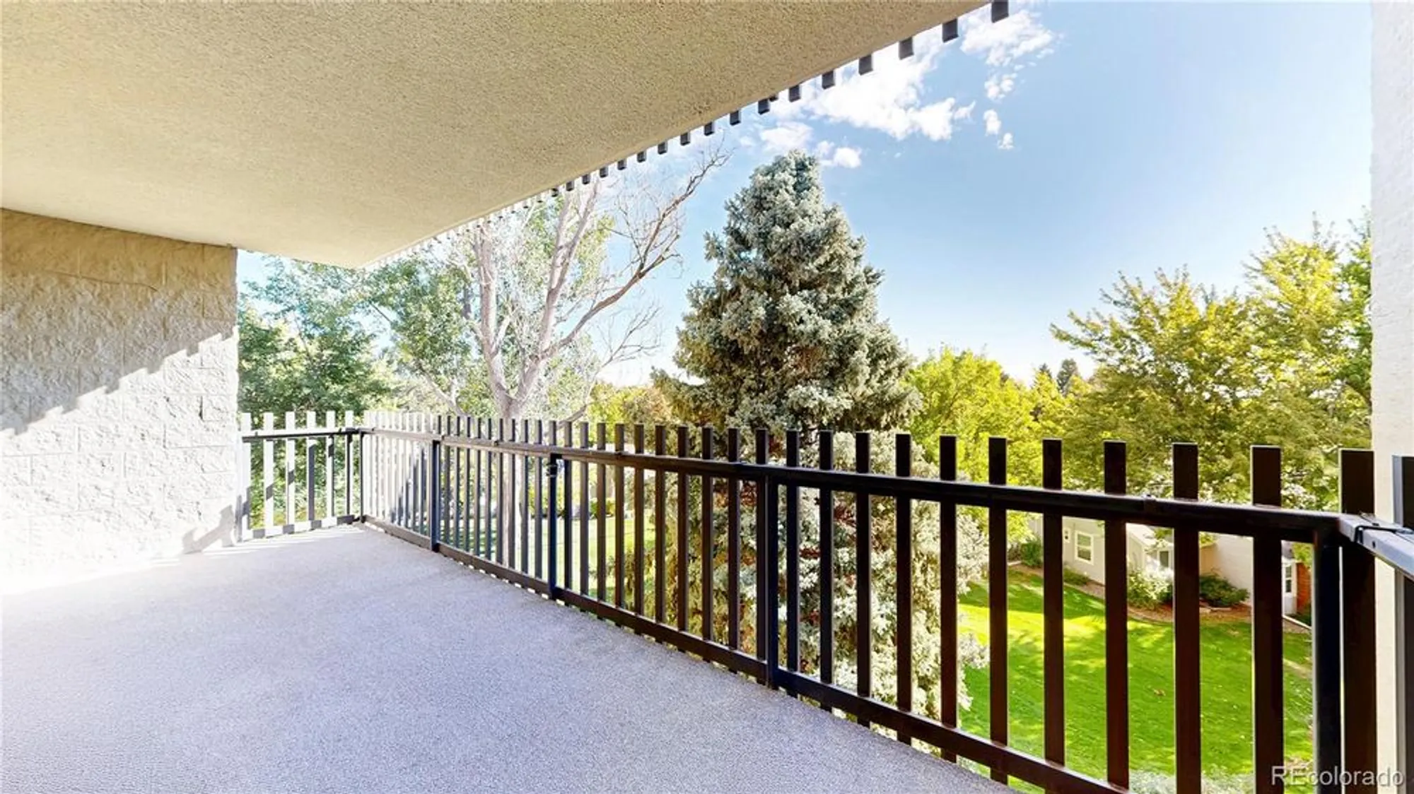 Property Slideshow image 24 of 29 | 13691 e marina dr apt 405, Aurora, CO, 80014