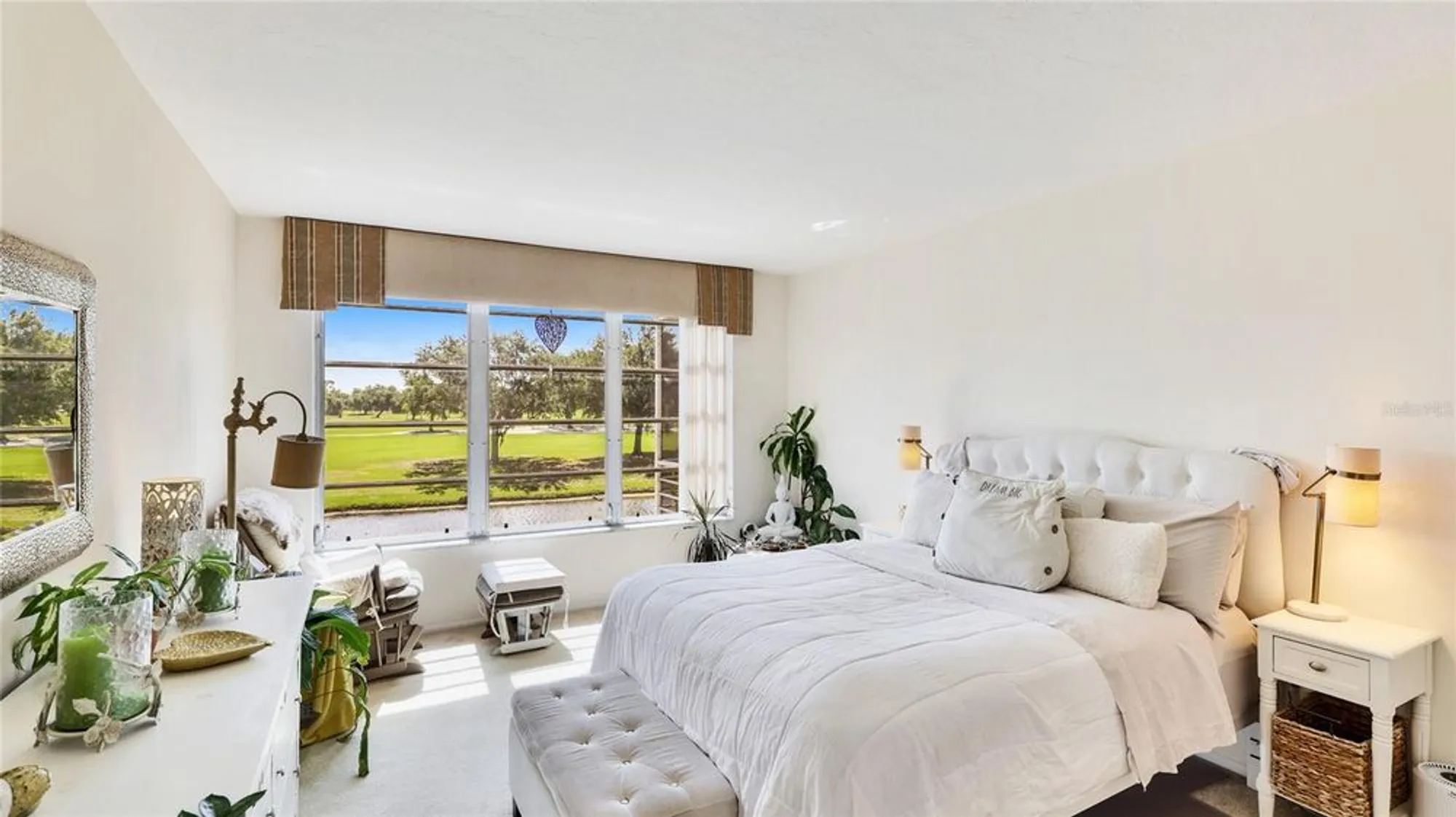 Property Slideshow image 13 of 23 | 7461 w country club dr 206, Sarasota, FL, 34243