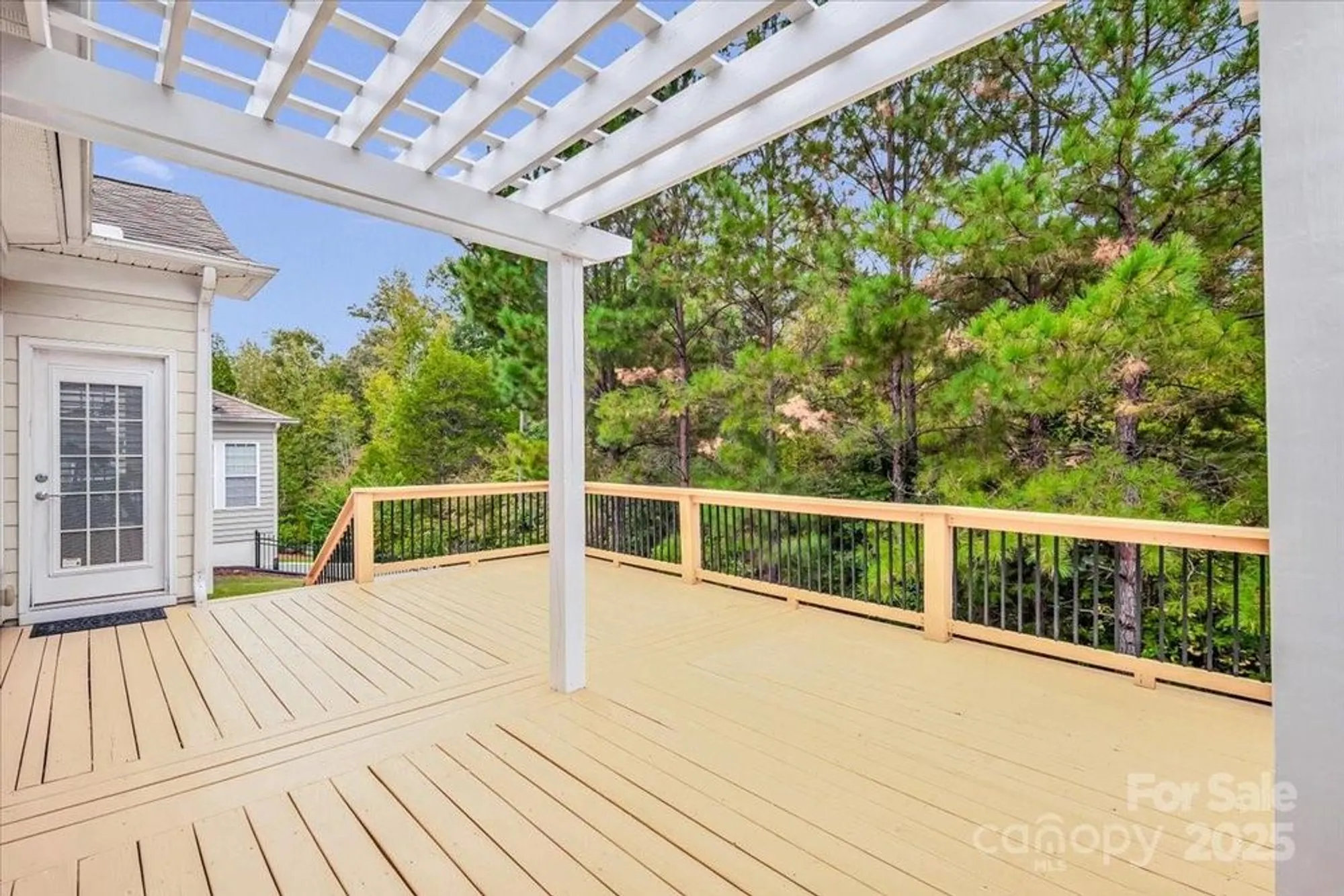 Property Slideshow image 36 of 45 | 51225 daffodil ct, Fort Mill, SC, 29707