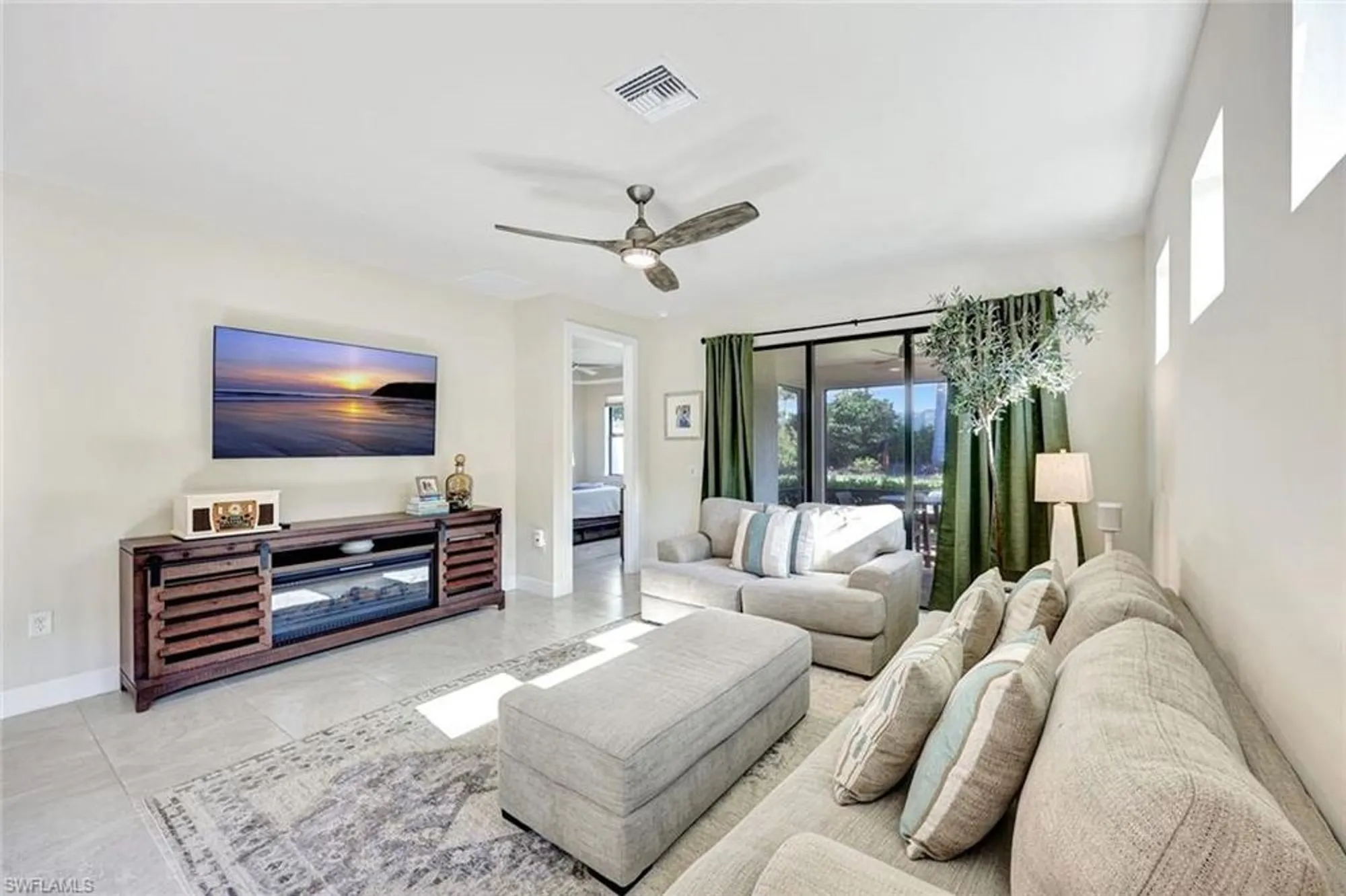 Property Slideshow image 5 of 32 | 12240 canal grande dr, Fort Myers, FL, 33913
