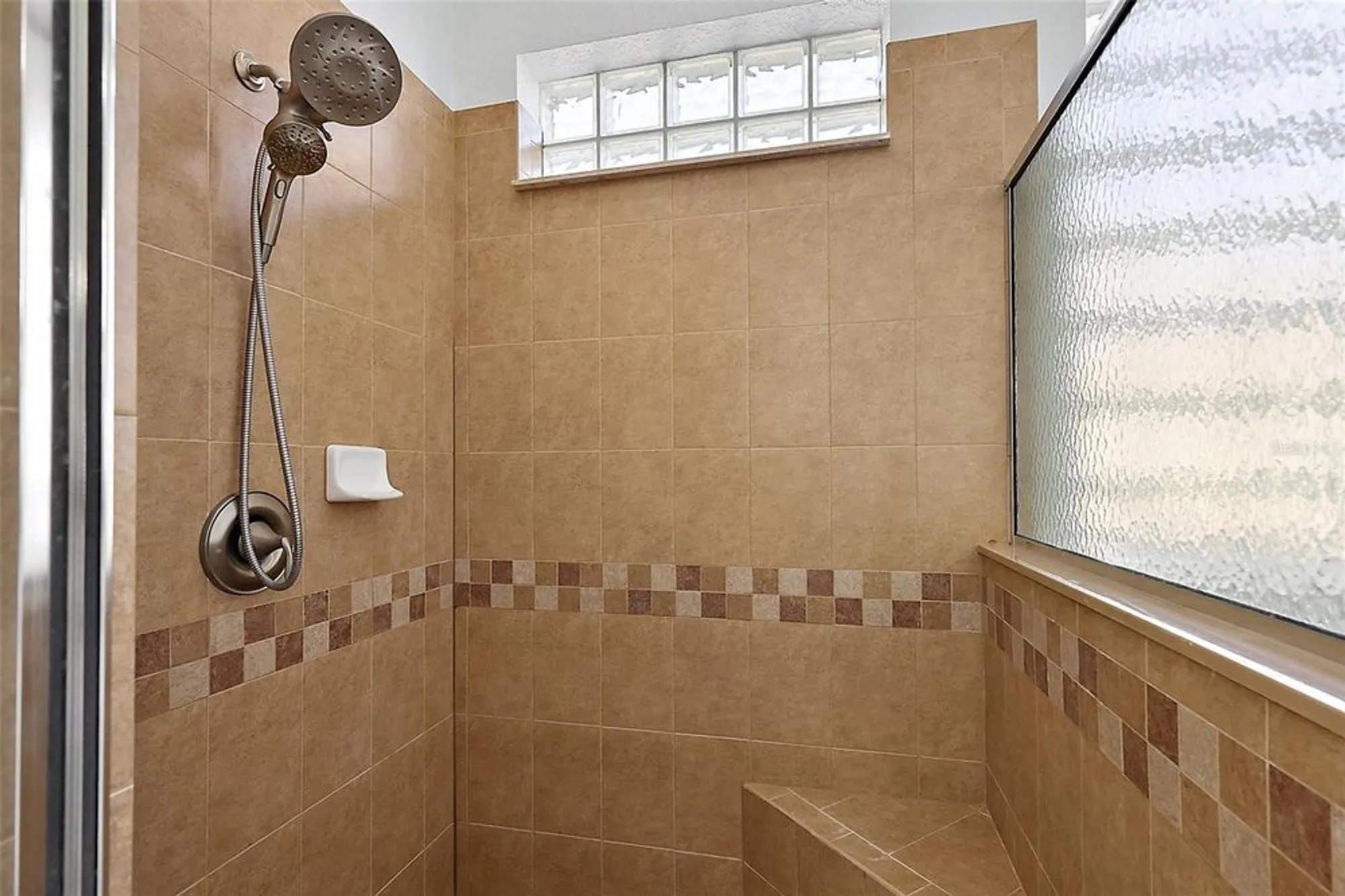 Property Slideshow image 29 of 70 | 10173 lake miona way, Oxford, FL, 34484