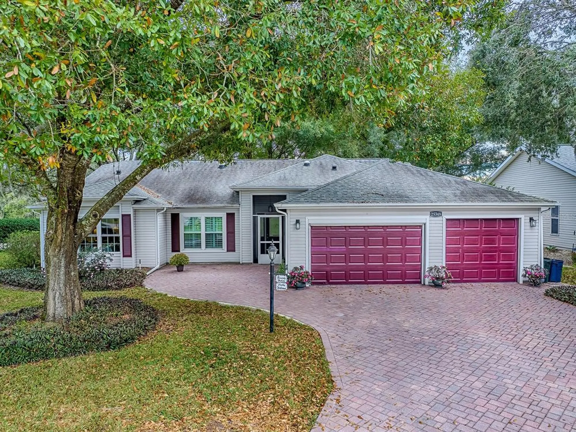 Property Slideshow image 53 of 67 | 25348 crestwater dr, Leesburg, FL, 34748