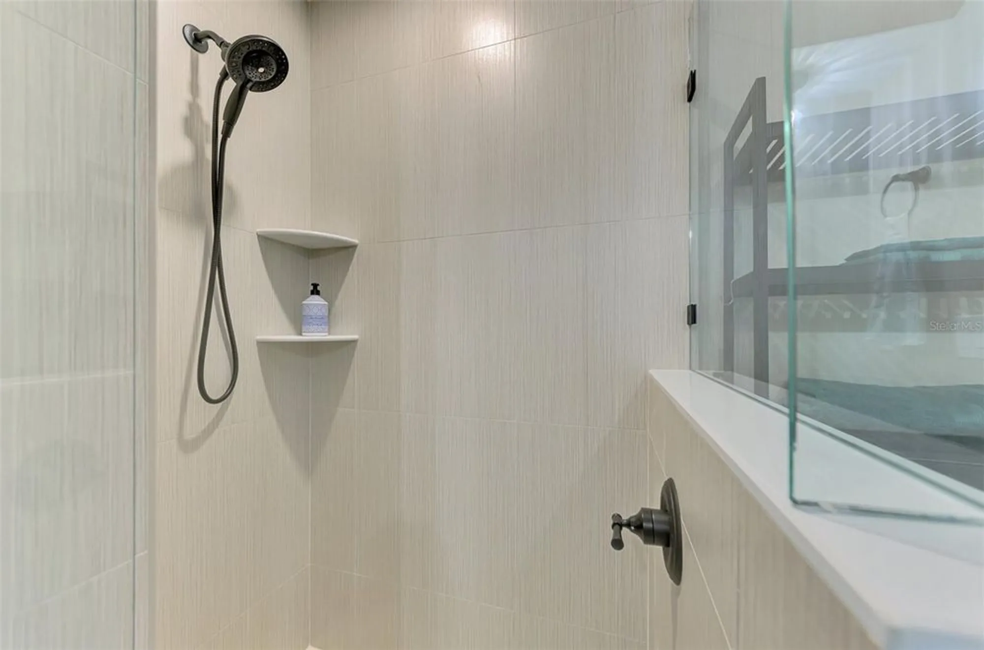 Property Slideshow image 29 of 71 | 501 sloop way, Nokomis, FL, 34275