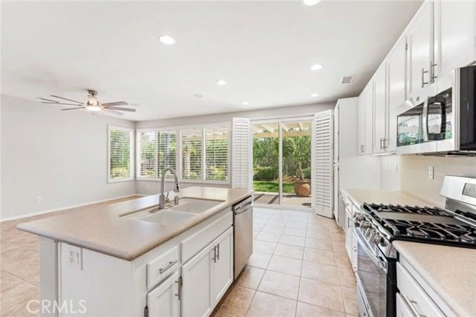 Property Slideshow image 5 of 43 | 28641 coolwater ct, Menifee, CA, 92584