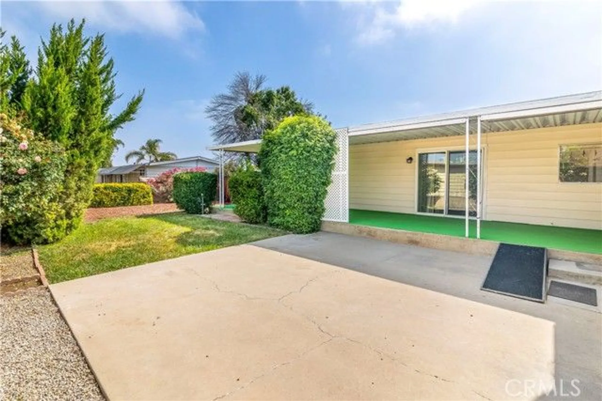 Property Slideshow image 3 of 34 | 2918 dogwood way, Hemet, CA, 92545