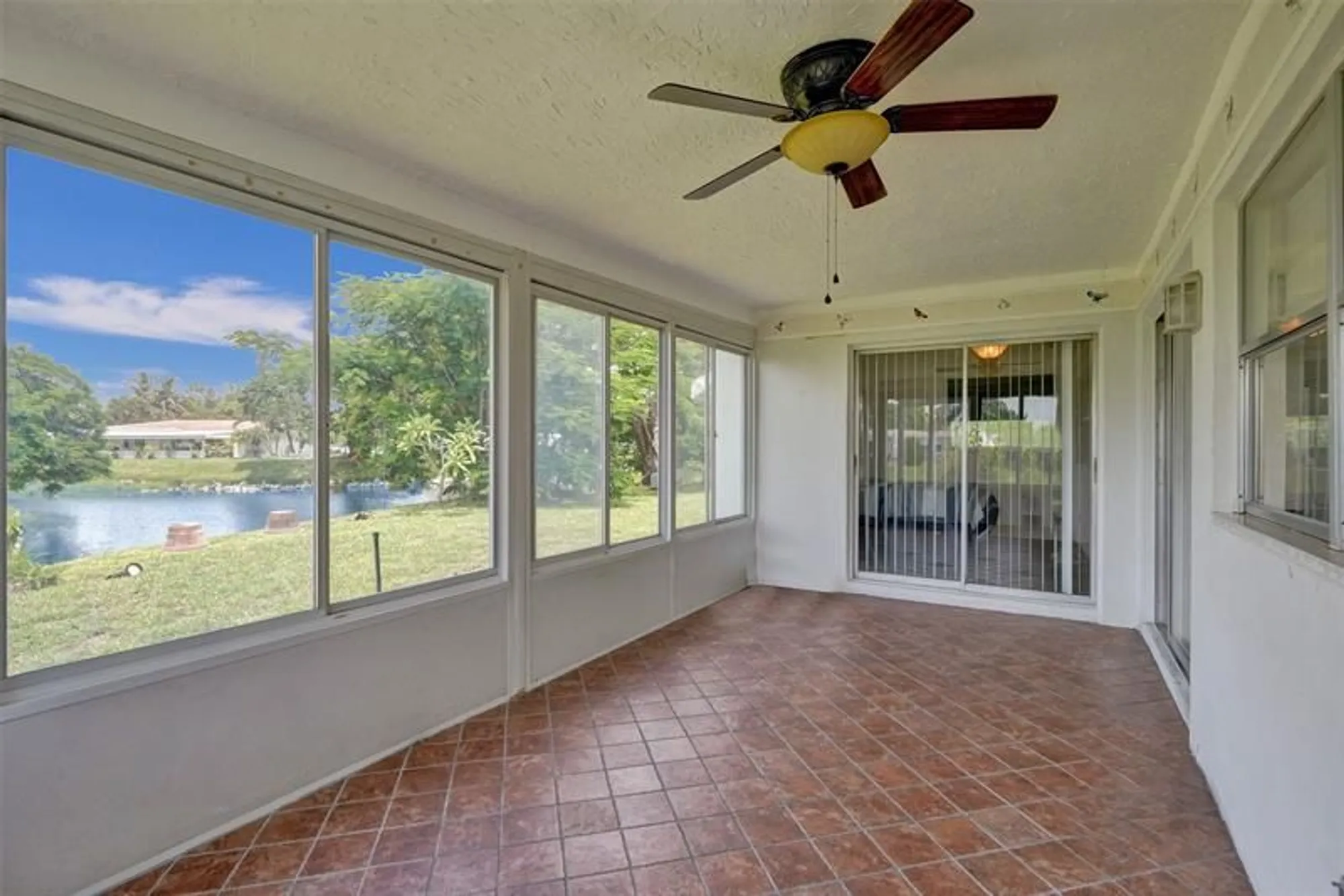 Property Slideshow image 2 of 17 | 6755 nw 15th st, Margate, FL, 33063