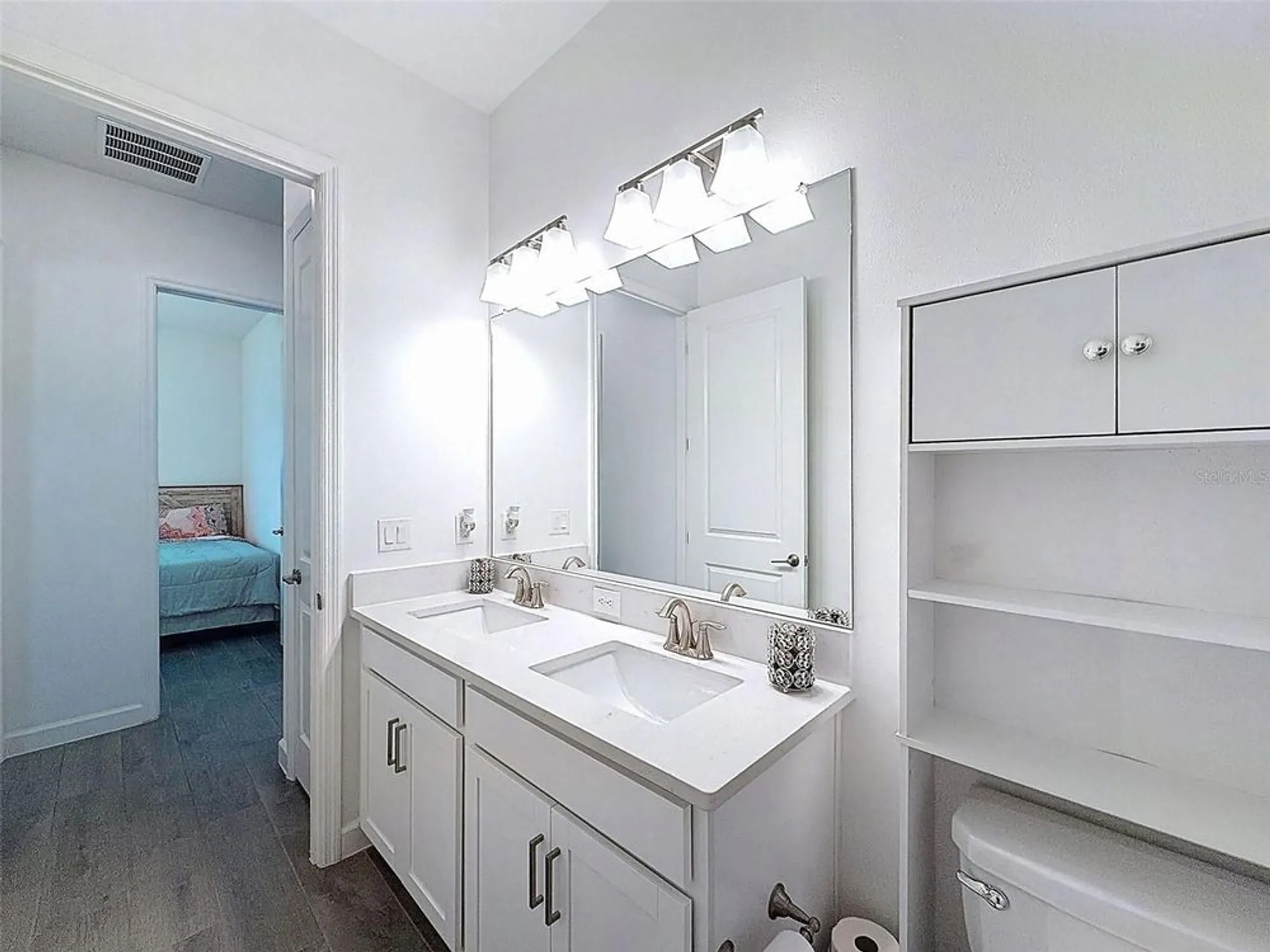 Property Slideshow image 44 of 70 | 17301 scuba crest st, Wimauma, FL, 33598