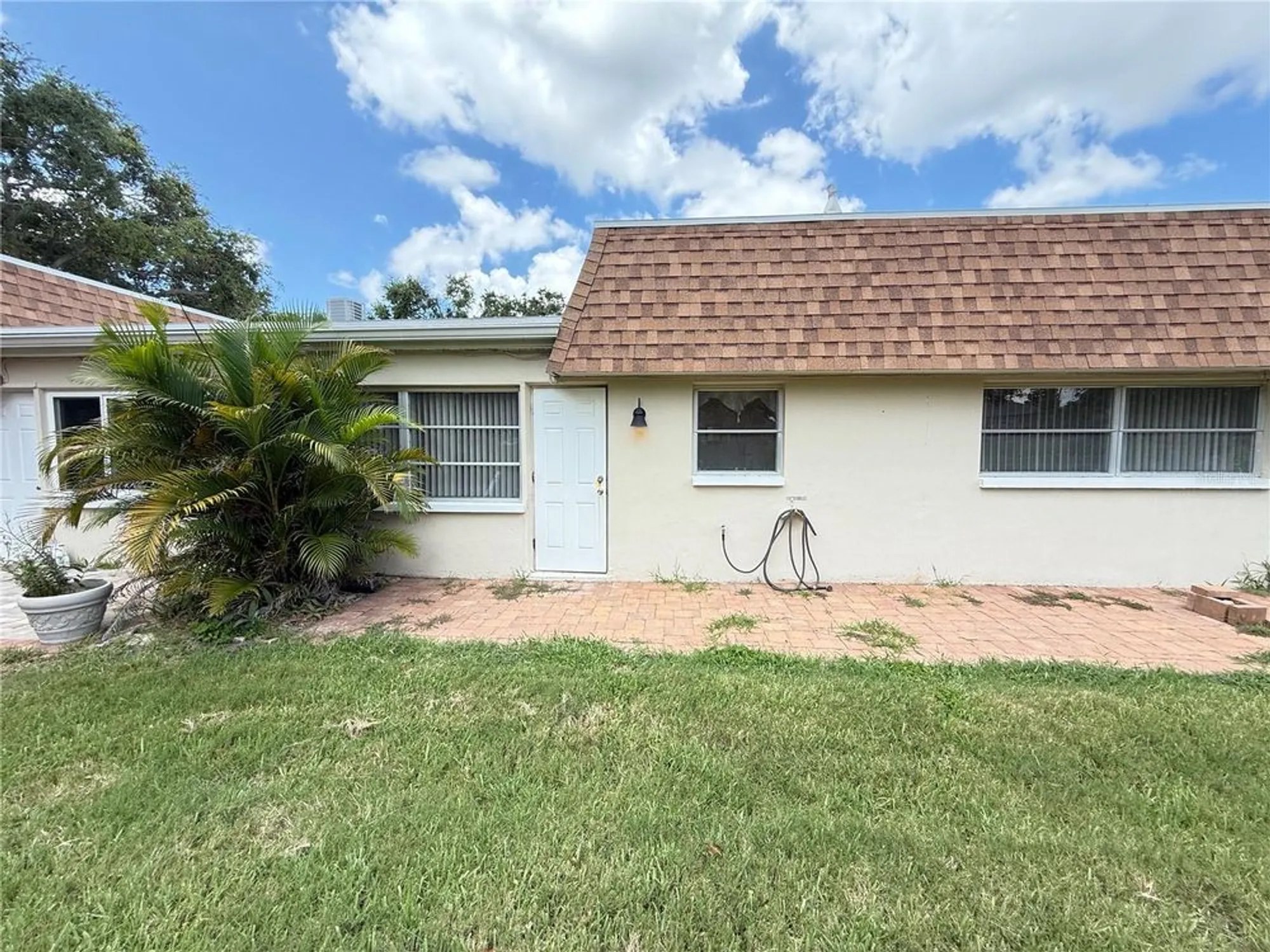 Property Slideshow image 21 of 42 | 8215 burgundy dr n # 8215, Pinellas Park, FL, 33781