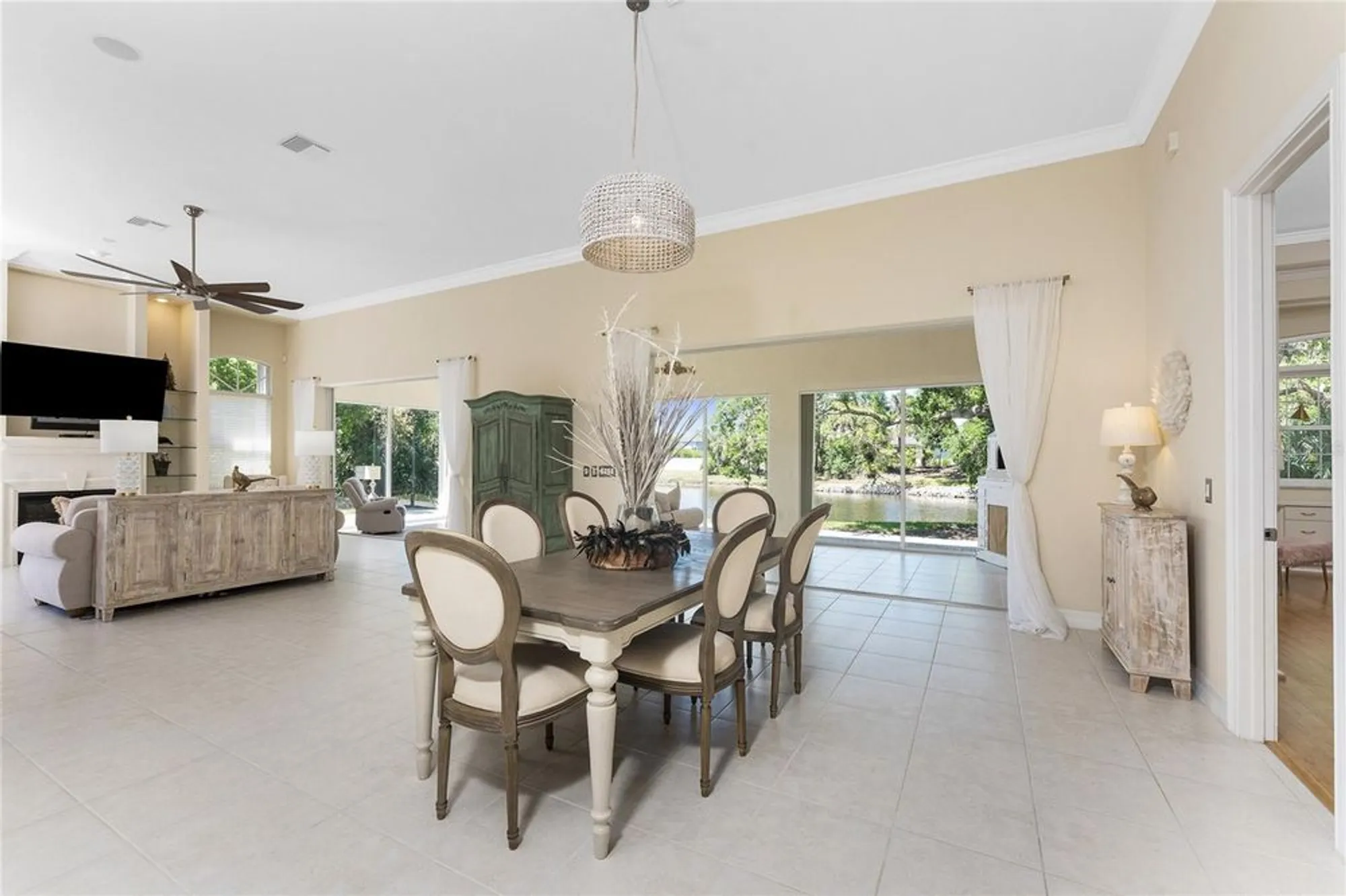 Property Slideshow image 14 of 98 | 26 saint croix way, Englewood, FL, 34223