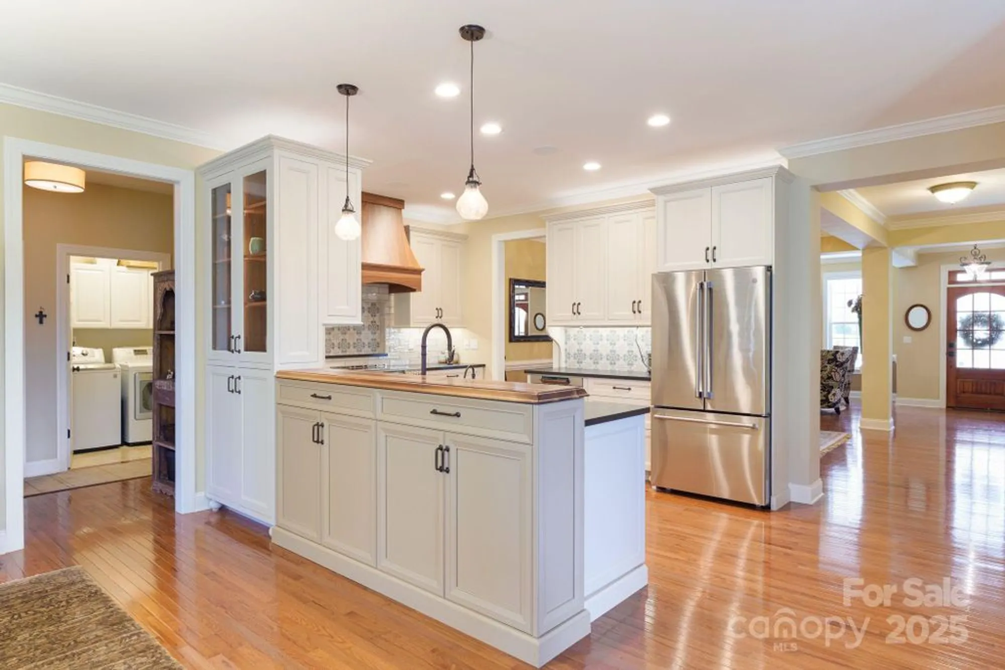 Property Slideshow image 14 of 48 | 279 fennel dun cir, Biltmore Lake, NC, 28715