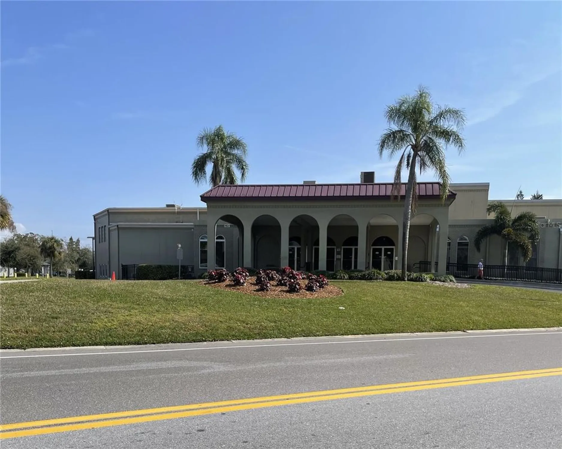 Property Slideshow image 21 of 23 | 2330 ecuadorian way apt 10, Clearwater, FL, 33763