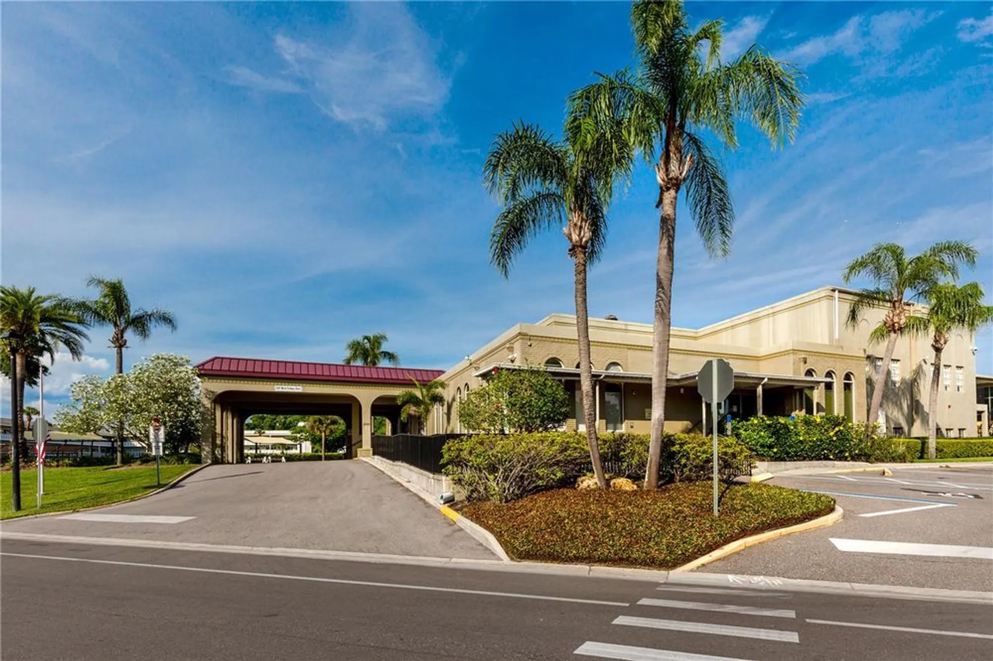 Property Slideshow image 31 of 42 | 2463 brazilia dr apt 39, Clearwater, FL, 33763