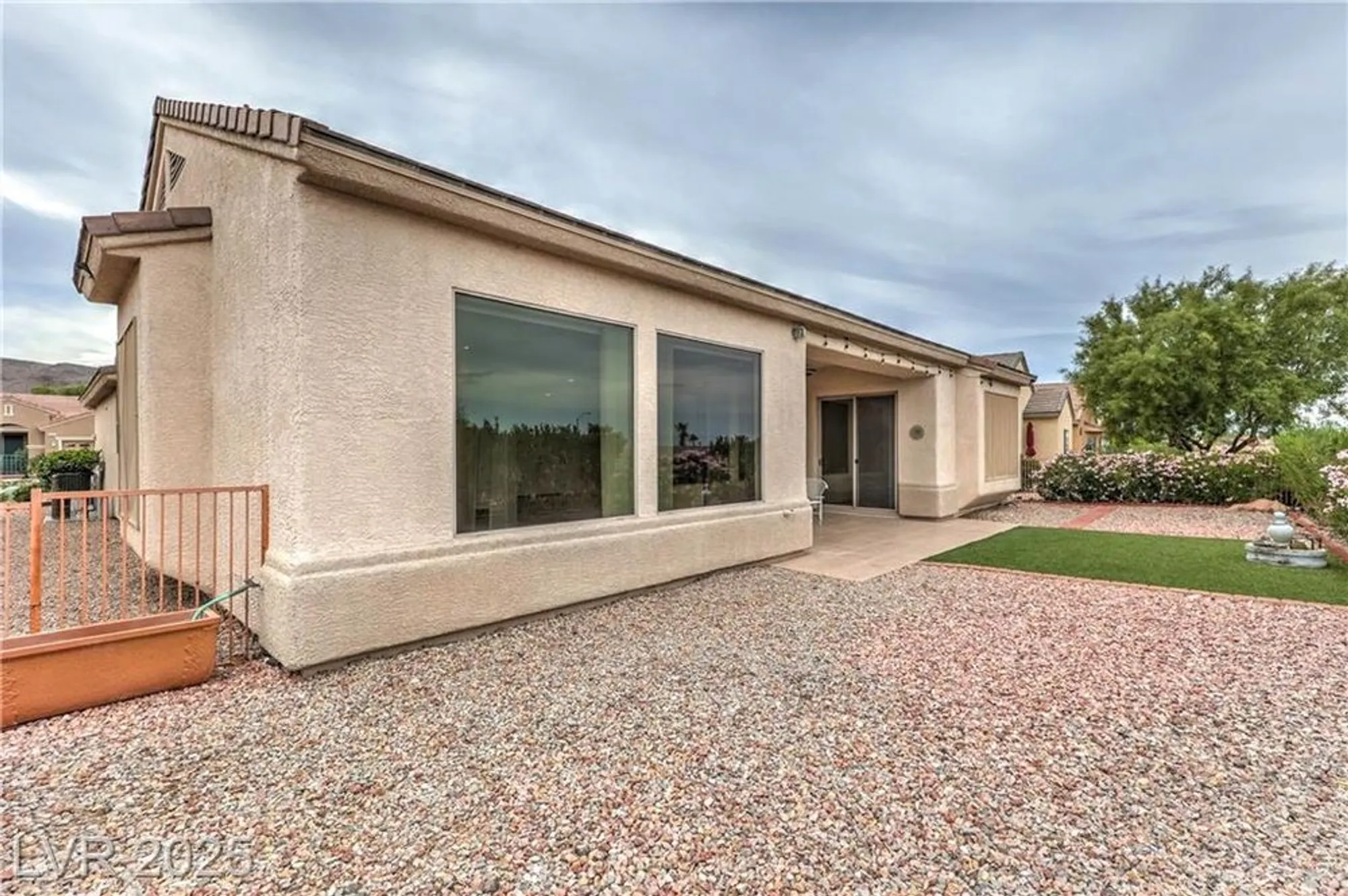 Property Slideshow image 30 of 36 | 562 mountain links dr, Henderson, NV, 89012