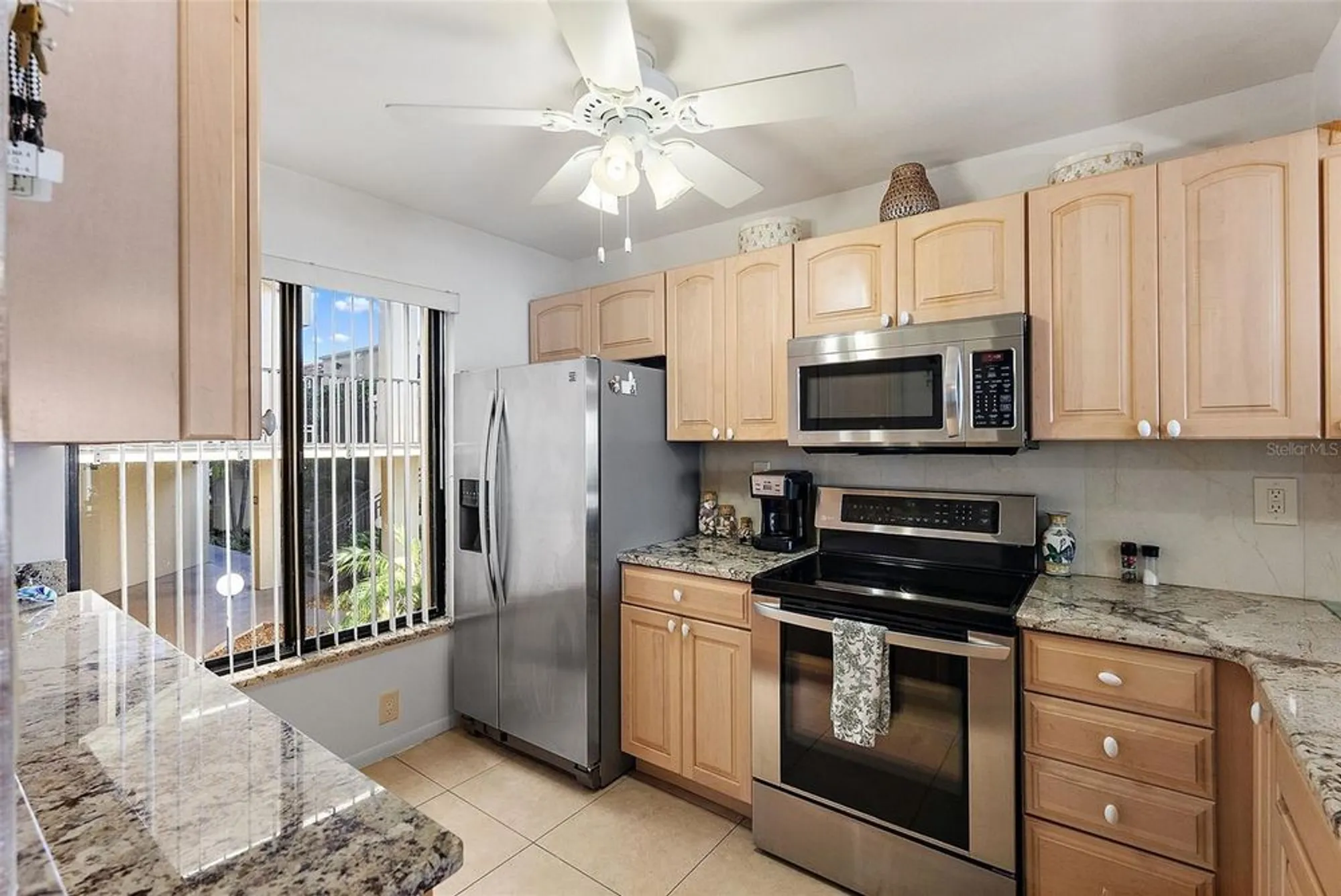 Property Slideshow image 5 of 42 | 6322 palma del mar blvd s apt 209, St Petersburg, FL, 33715