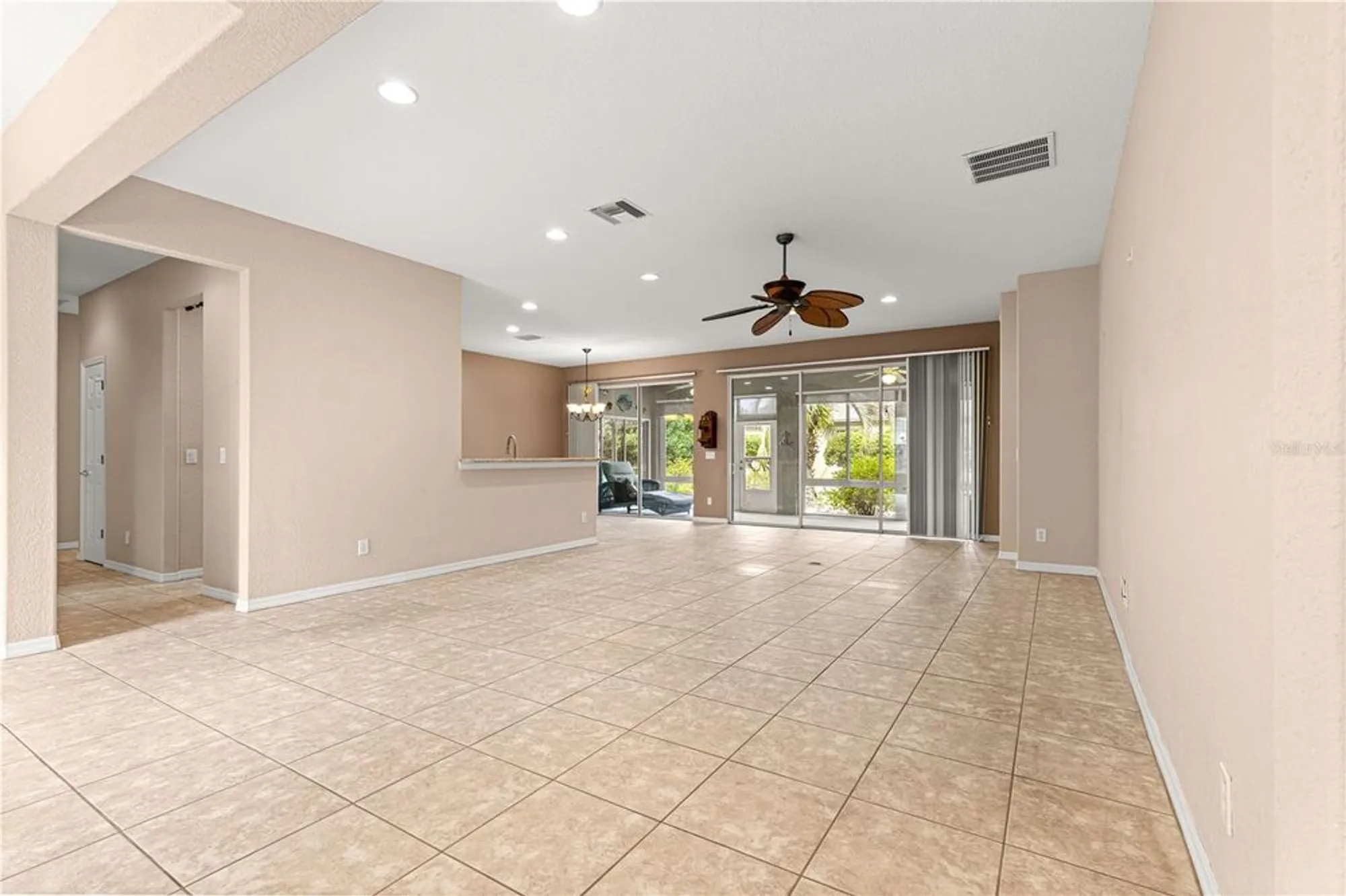 Property Slideshow image 8 of 72 | 8961 se 130th loop, Summerfield, FL, 34491