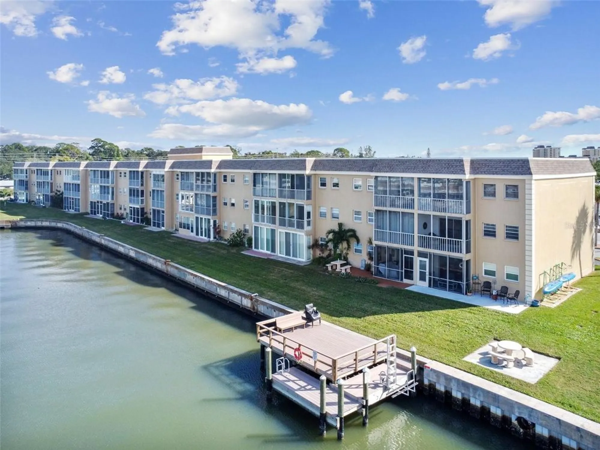 Property Slideshow image 66 of 69 | 1 boca ciega point blvd apt 310, St Petersburg, FL, 33708