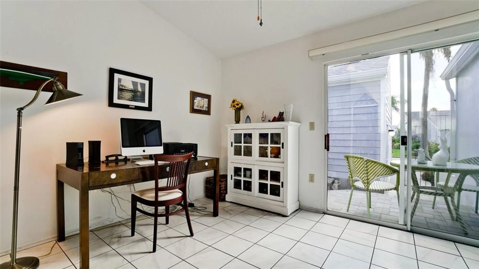 Property Slideshow image 24 of 46 | 512 sanderling cir, Bradenton, FL, 34209