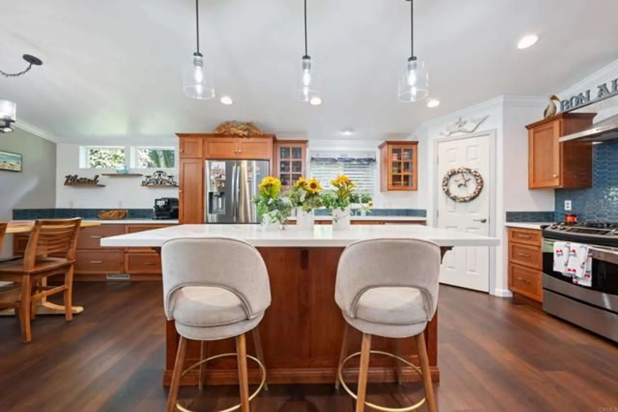 Property Slideshow image 6 of 23 | 5132 don rodolfo dr, Carlsbad, CA, 92010