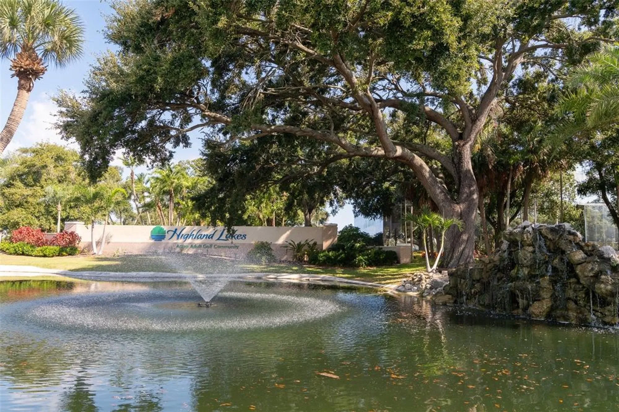 Property Slideshow image 25 of 32 | 2241 shelly dr d, Palm Harbor, FL, 34684