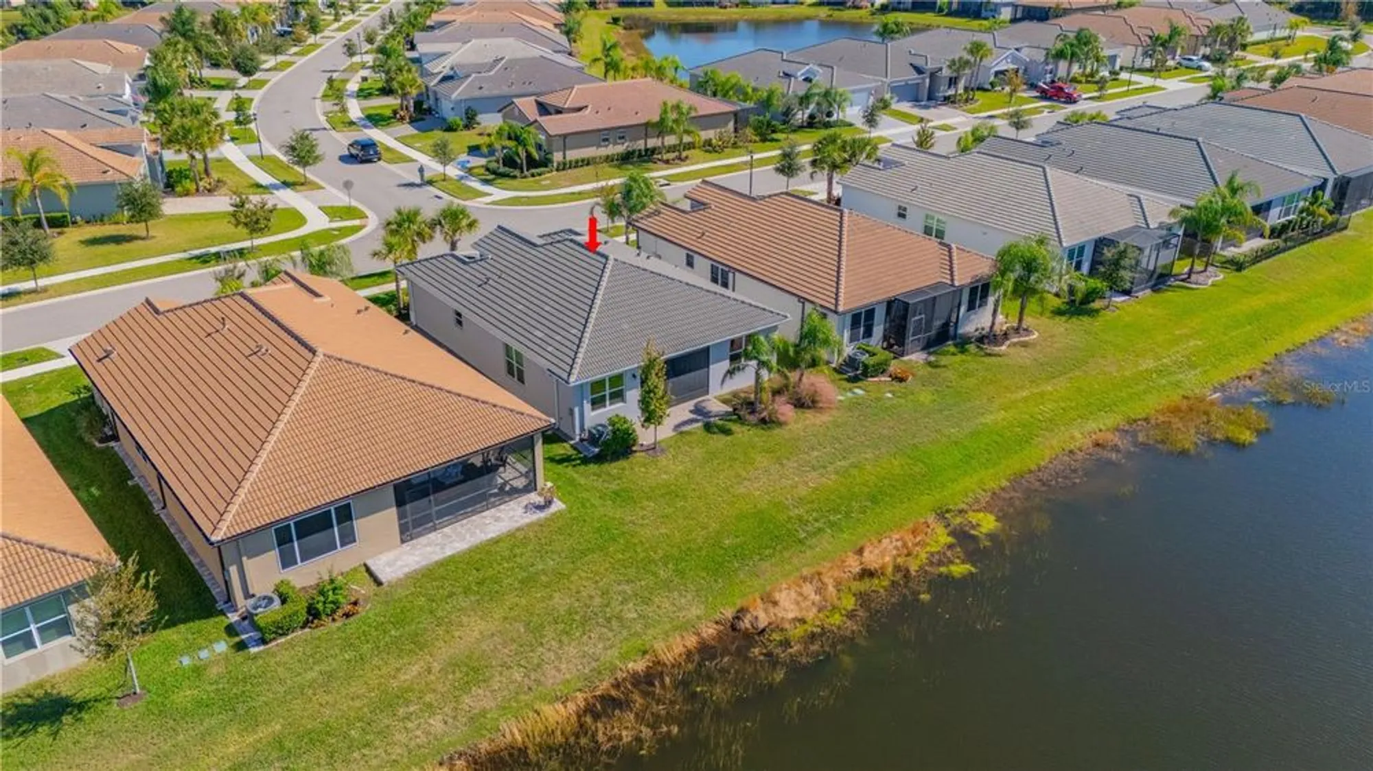 Property Slideshow image 28 of 48 | 15513 santa pola dr, Wimauma, FL, 33598