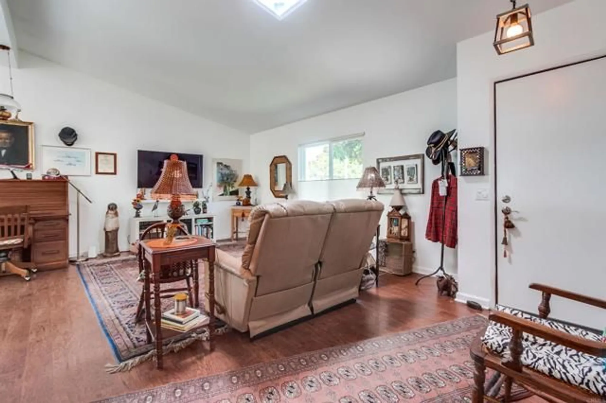 Property Slideshow image 3 of 44 | 3563 turquoise ln, Oceanside, CA, 92056